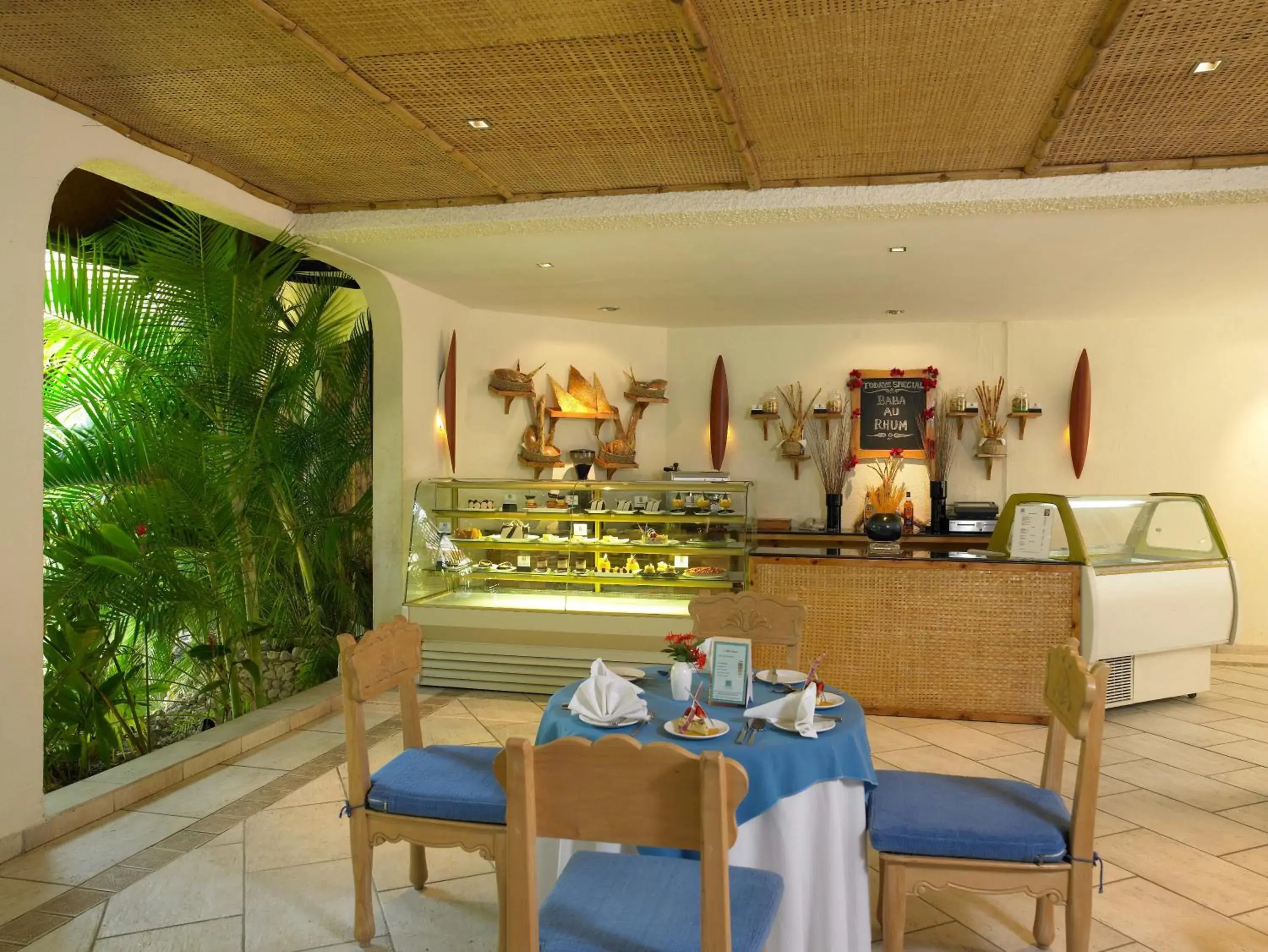 Restaurant/places to eat in Diani Reef Beach Resort & Spa - Your Beachfront Bliss Awaits Restaurant/places to eat in Diani Reef Beach Resort & Spa - Your Beachfront Bliss Awaits