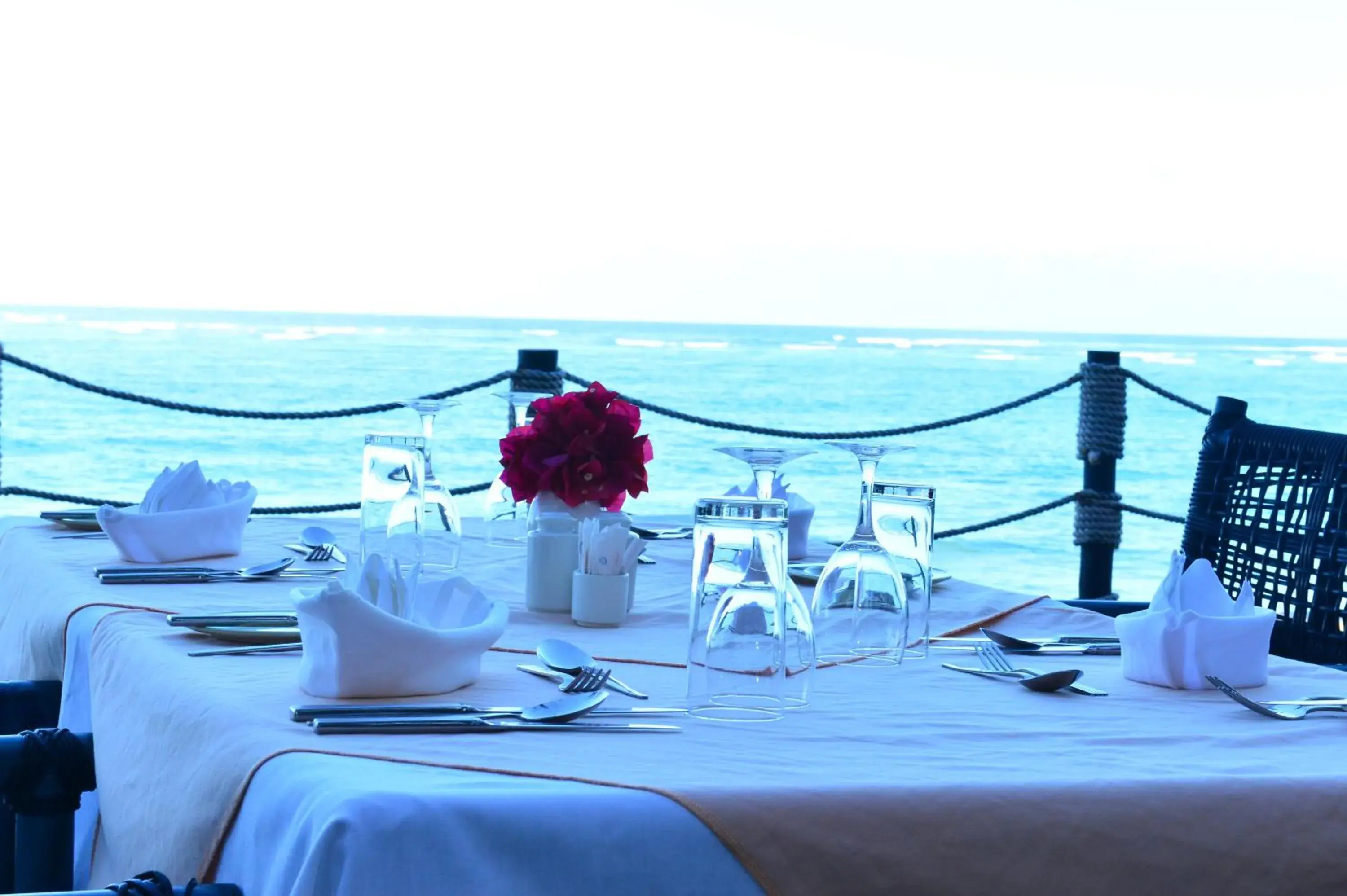 Restaurant/places to eat in Diani Reef Beach Resort & Spa - Your Beachfront Bliss Awaits Restaurant/places to eat in Diani Reef Beach Resort & Spa - Your Beachfront Bliss Awaits