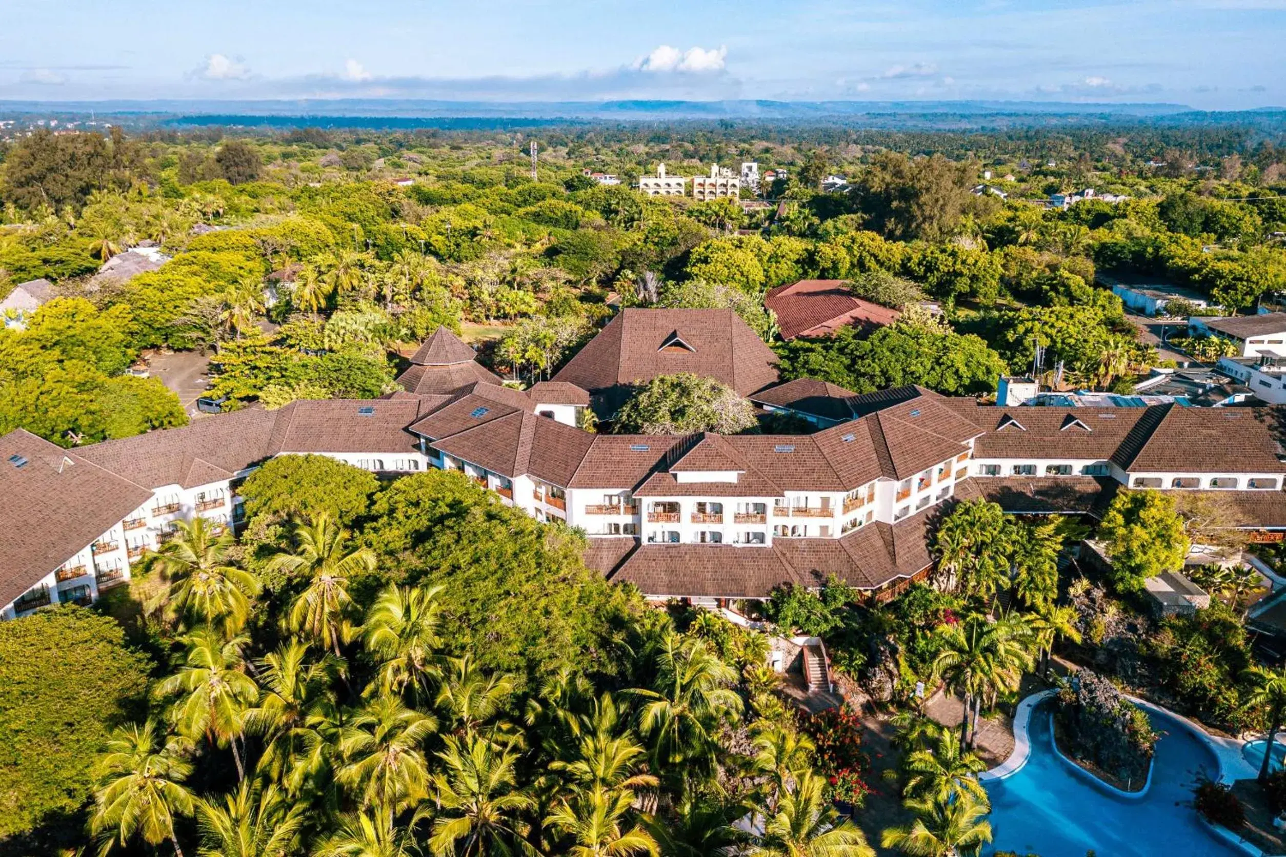 Property building in Diani Reef Beach Resort & Spa - Your Beachfront Bliss Awaits Property building in Diani Reef Beach Resort & Spa - Your Beachfront Bliss Awaits