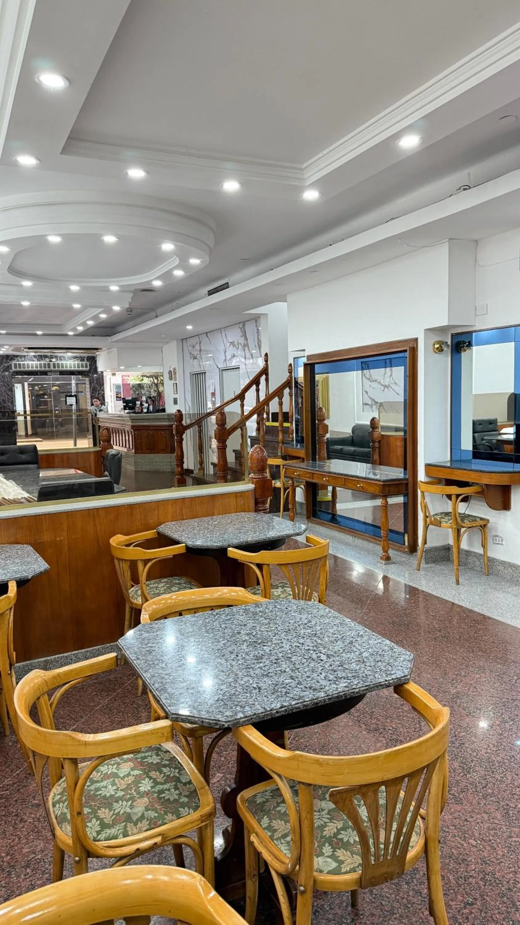 Diplomat Hotel