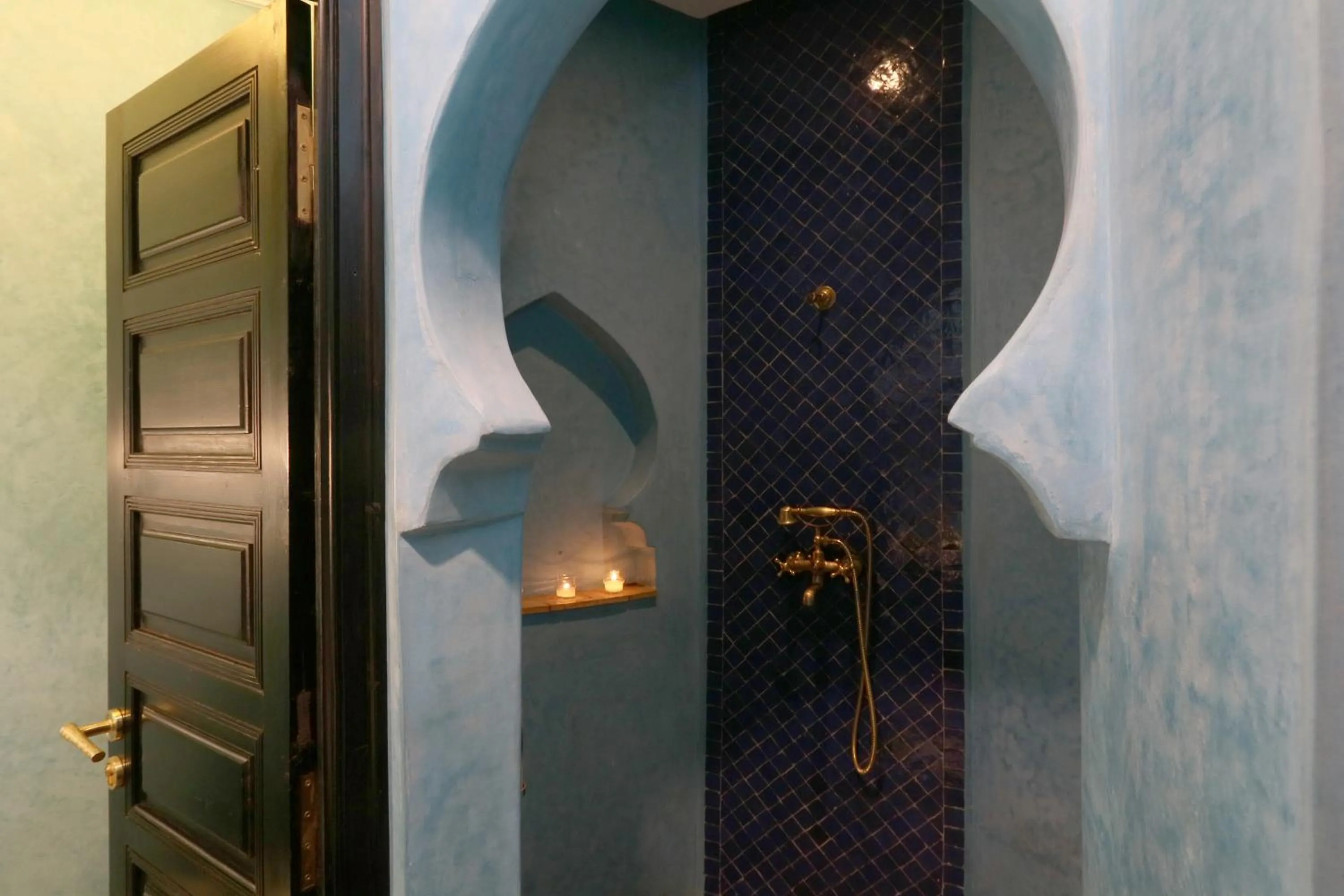 Bathroom in Riad Omara al Kasbah