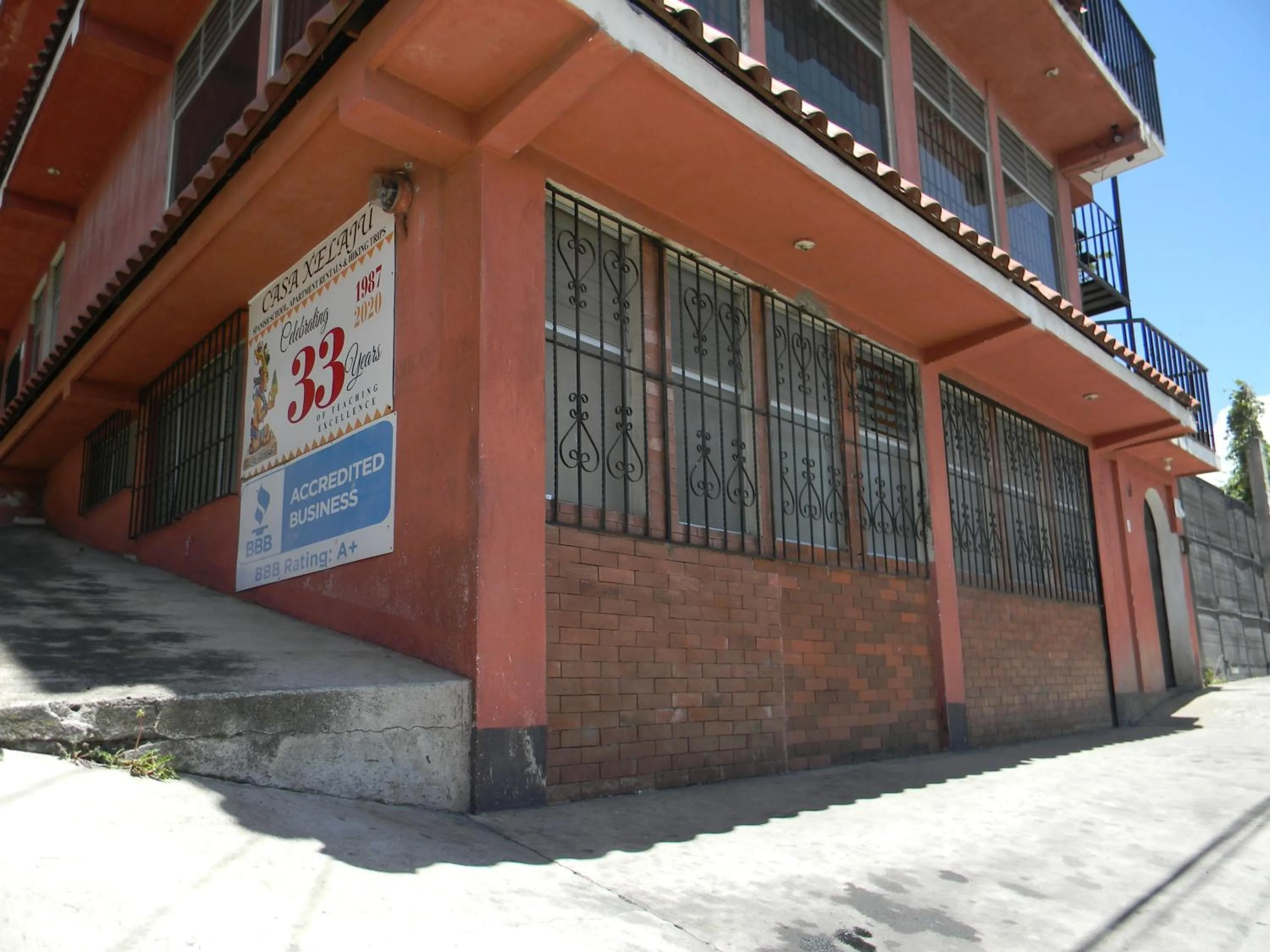 Economy Triple Room in Casa Xelaju Apartments