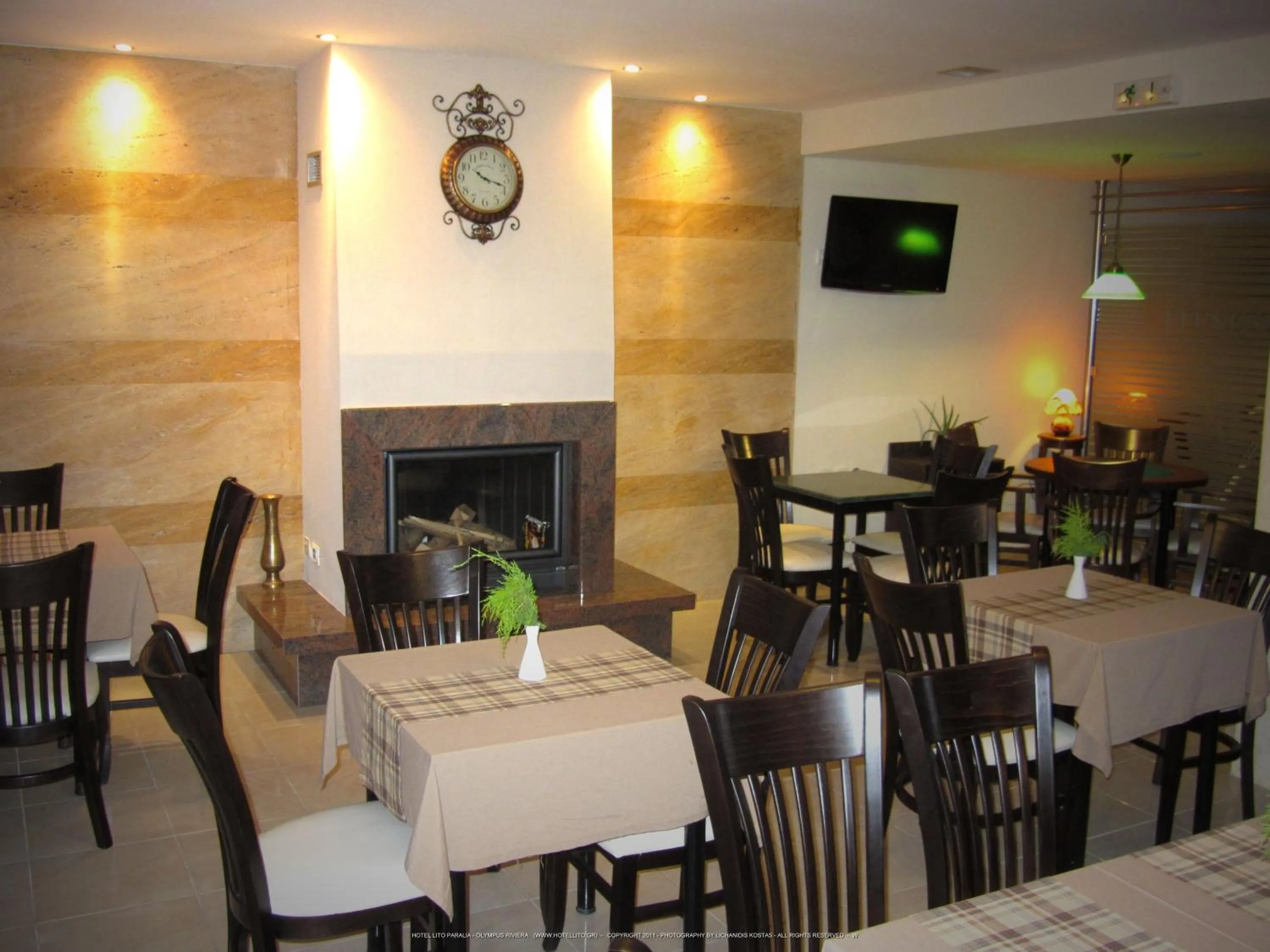 Restaurant/places to eat in Hotel Lito