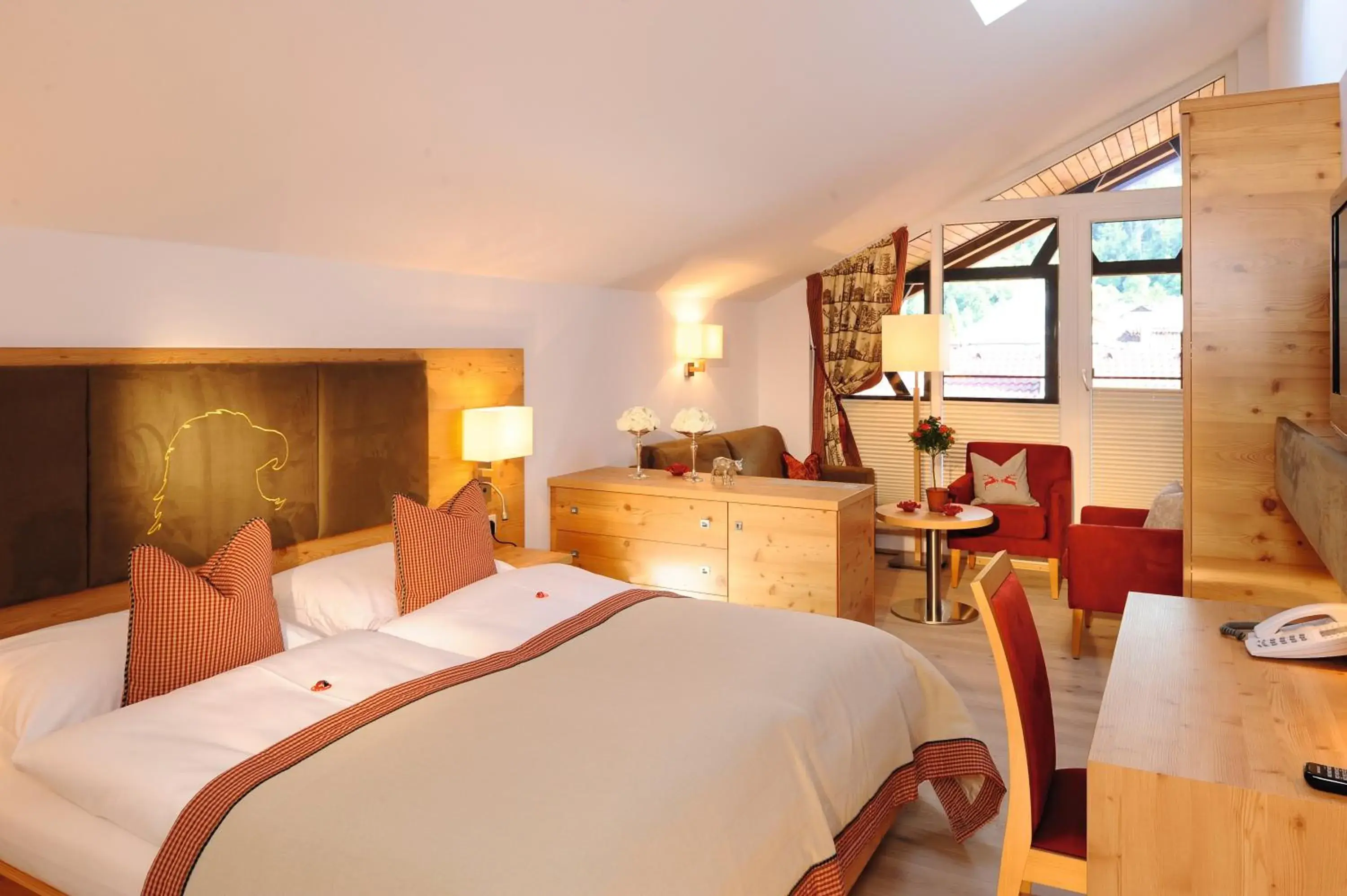 Deluxe Double Room - single occupancy in Hotel Goldener Adler Wattens Deluxe Double Room - single occupancy in Hotel Goldener Adler Wattens