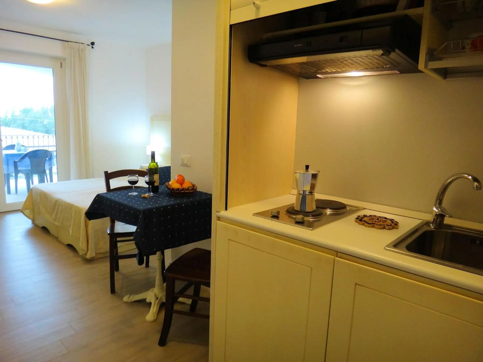 Kitchen or kitchenette in Sa Fiorida Appartamenti