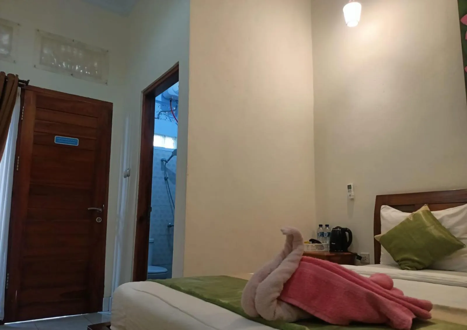 Bed in Green Palace Homestay