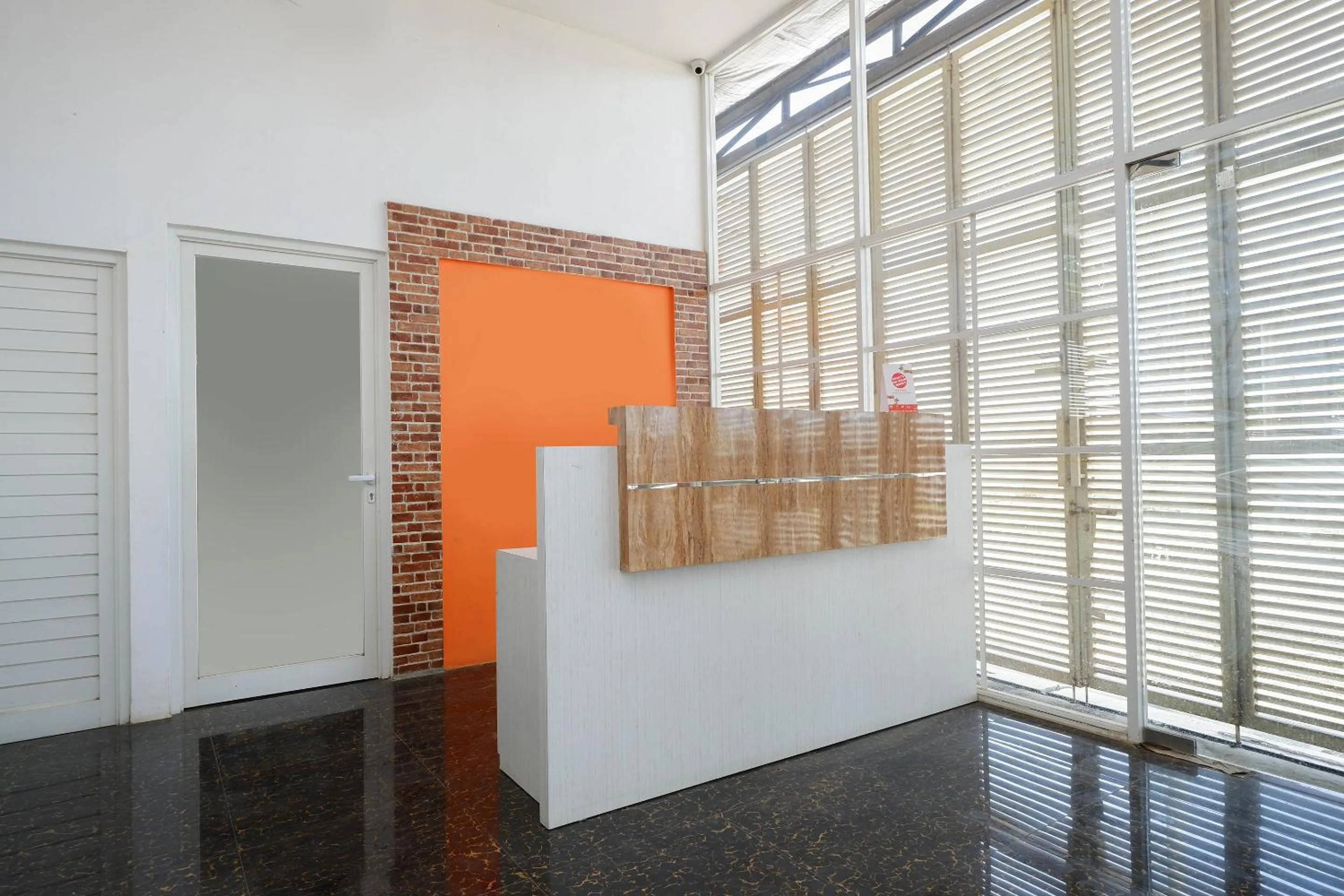 Lobby or reception in Hotel O Unta Residence