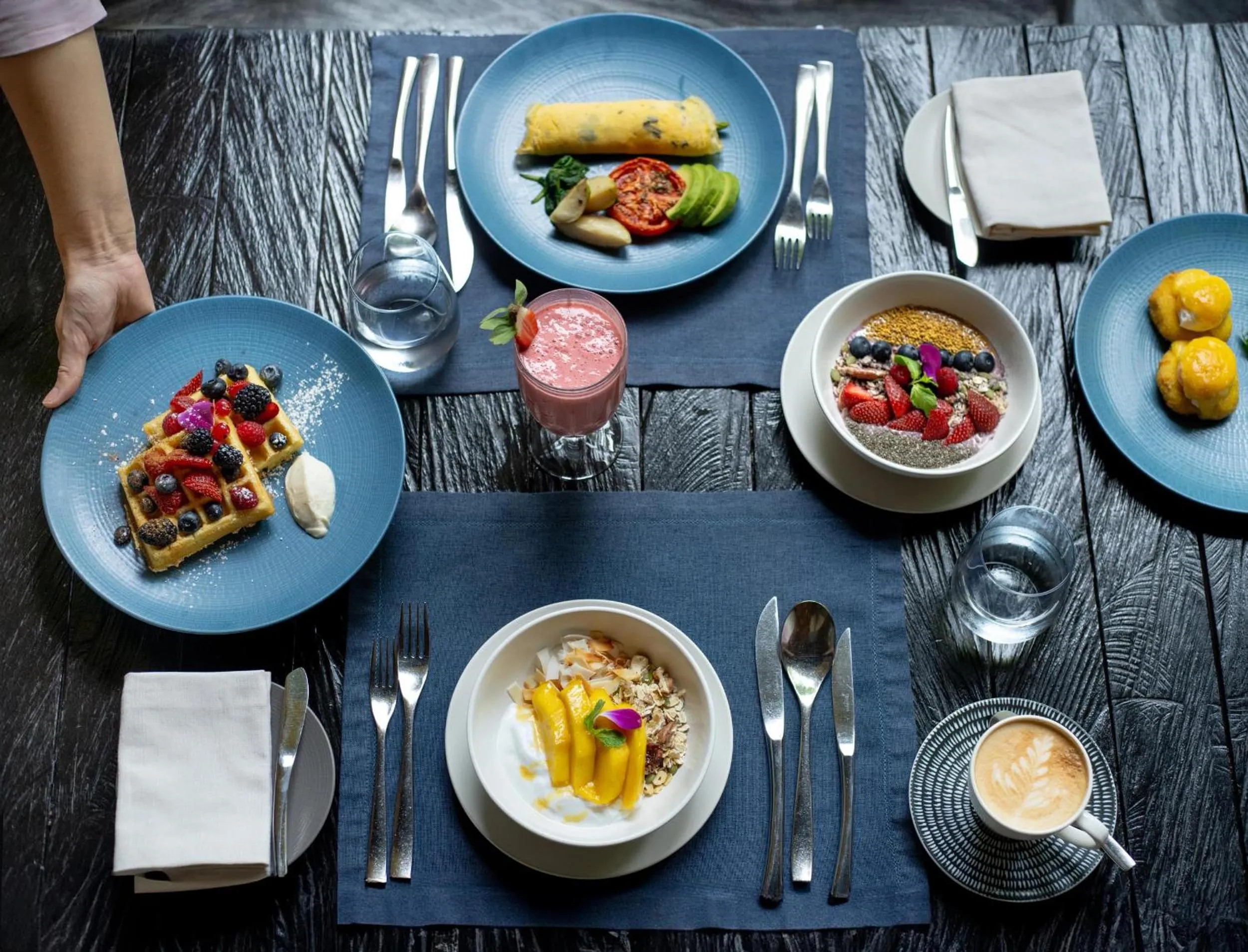 Restaurant/places to eat in JOALI Maldives