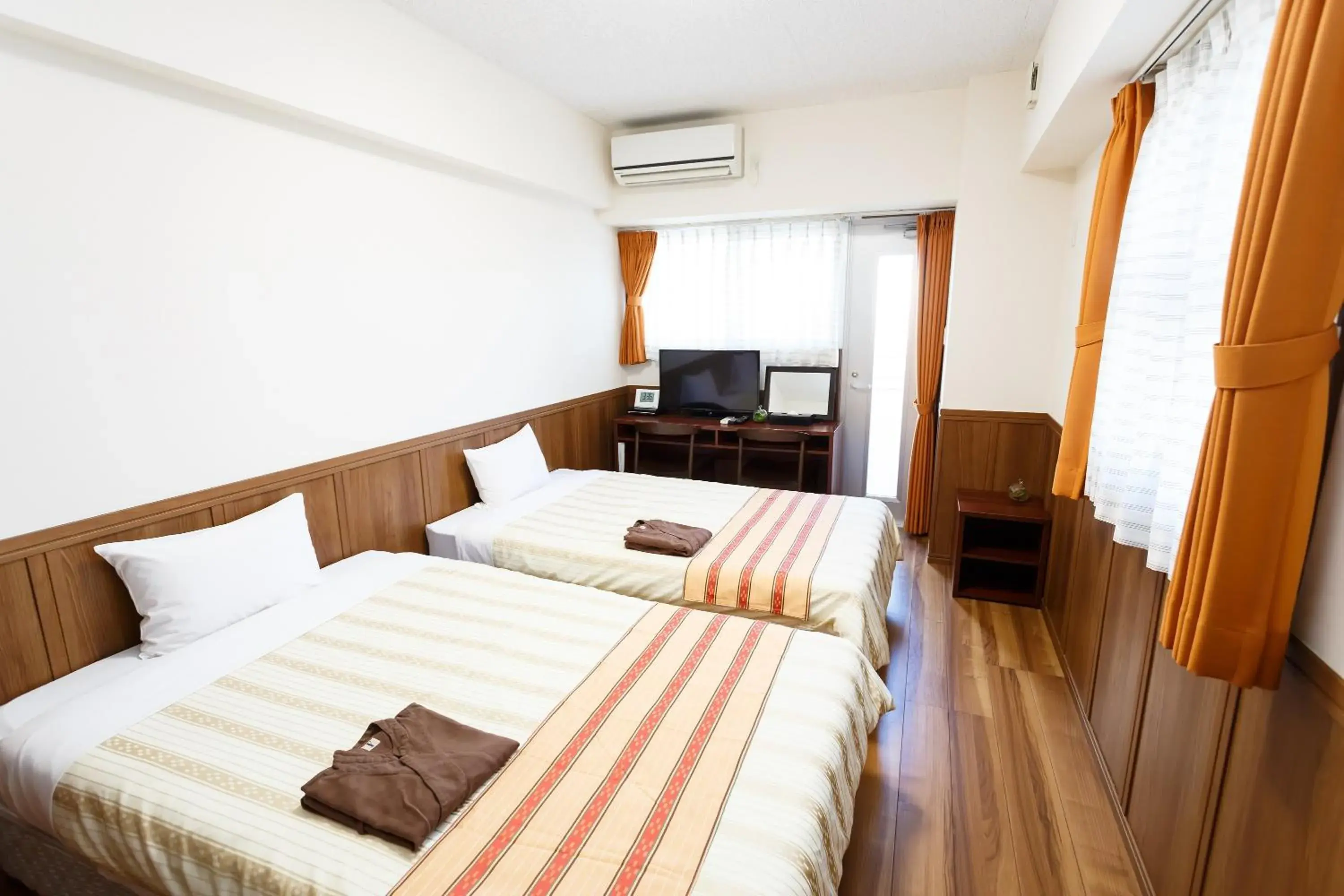 Corner Twin Room - single occupancy - Non-Smoking in Hotel Peacely In Miyakojima Nexus Corner Twin Room - single occupancy - Non-Smoking in Hotel Peacely In Miyakojima Nexus