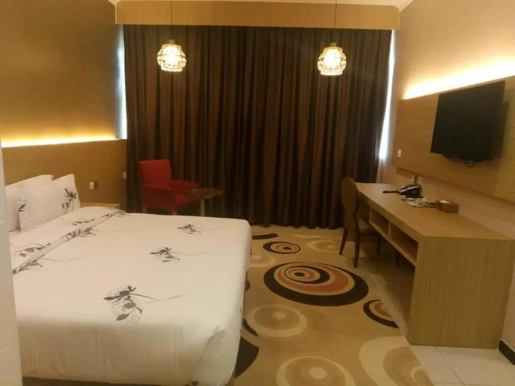 Bed in Hotel Holmes Gp