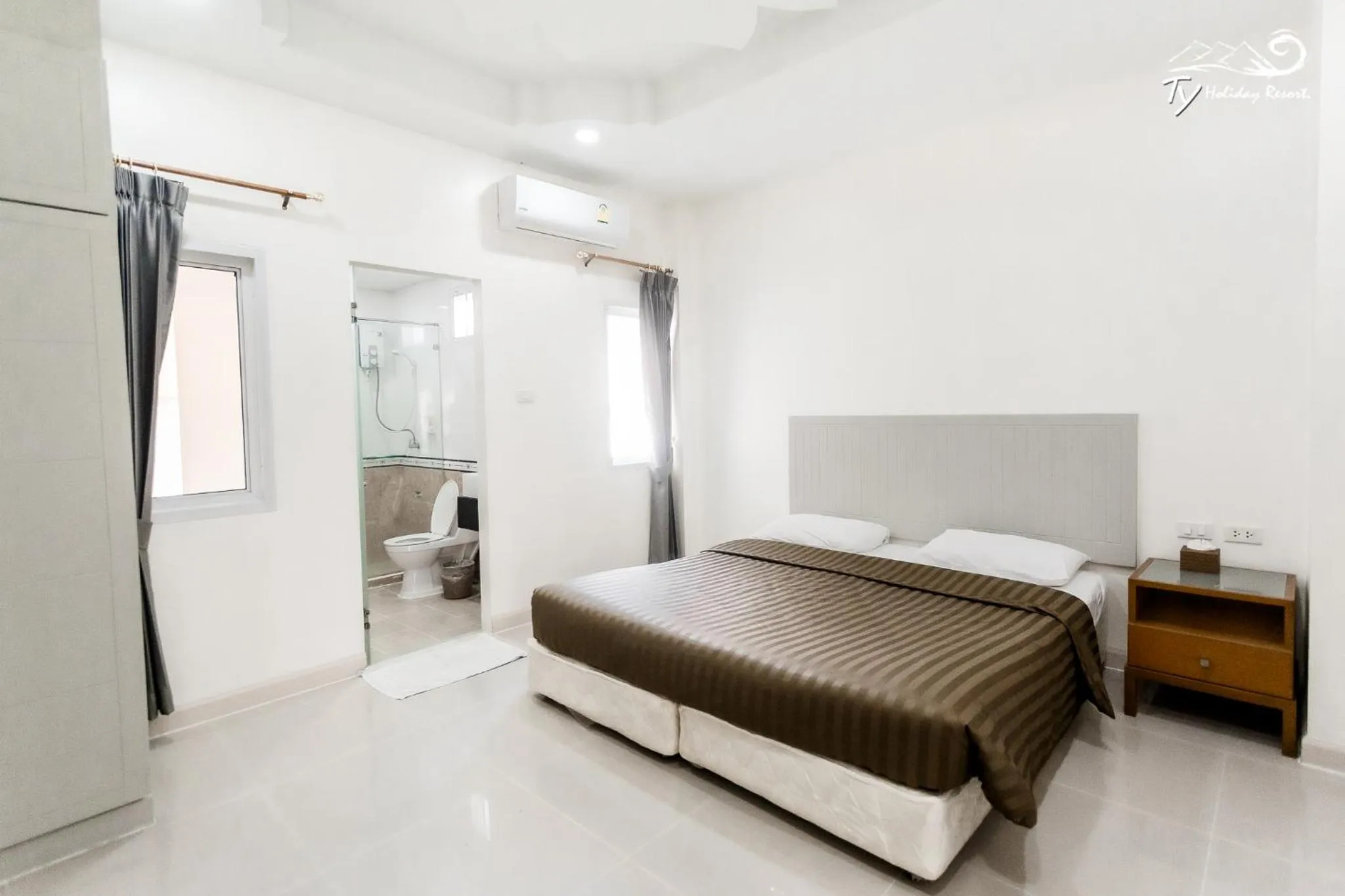 Bed in TY Holiday Resort