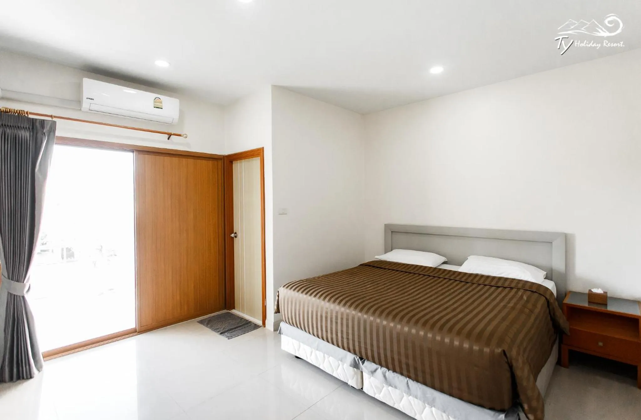 Bed in TY Holiday Resort