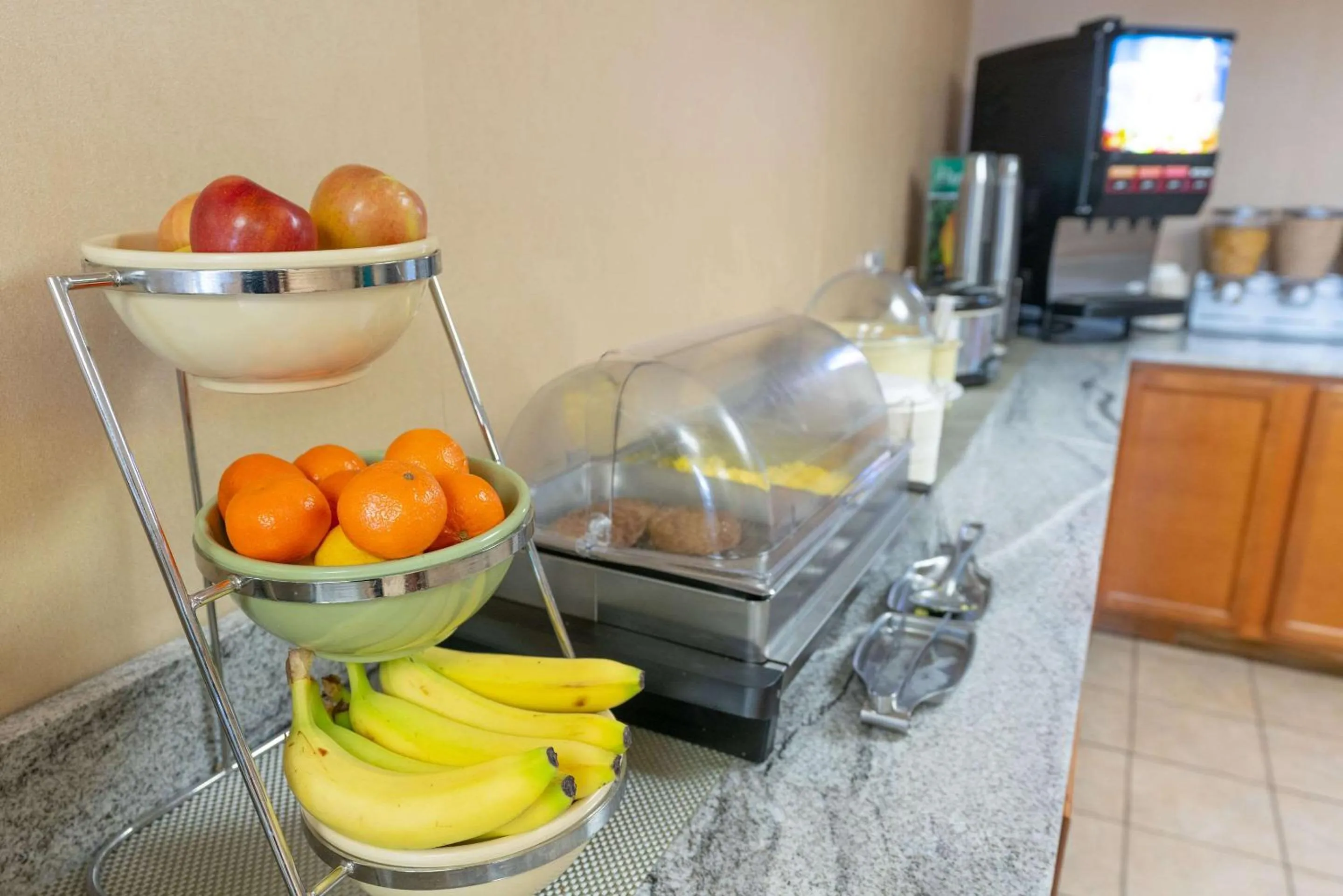 Breakfast in Quality Inn