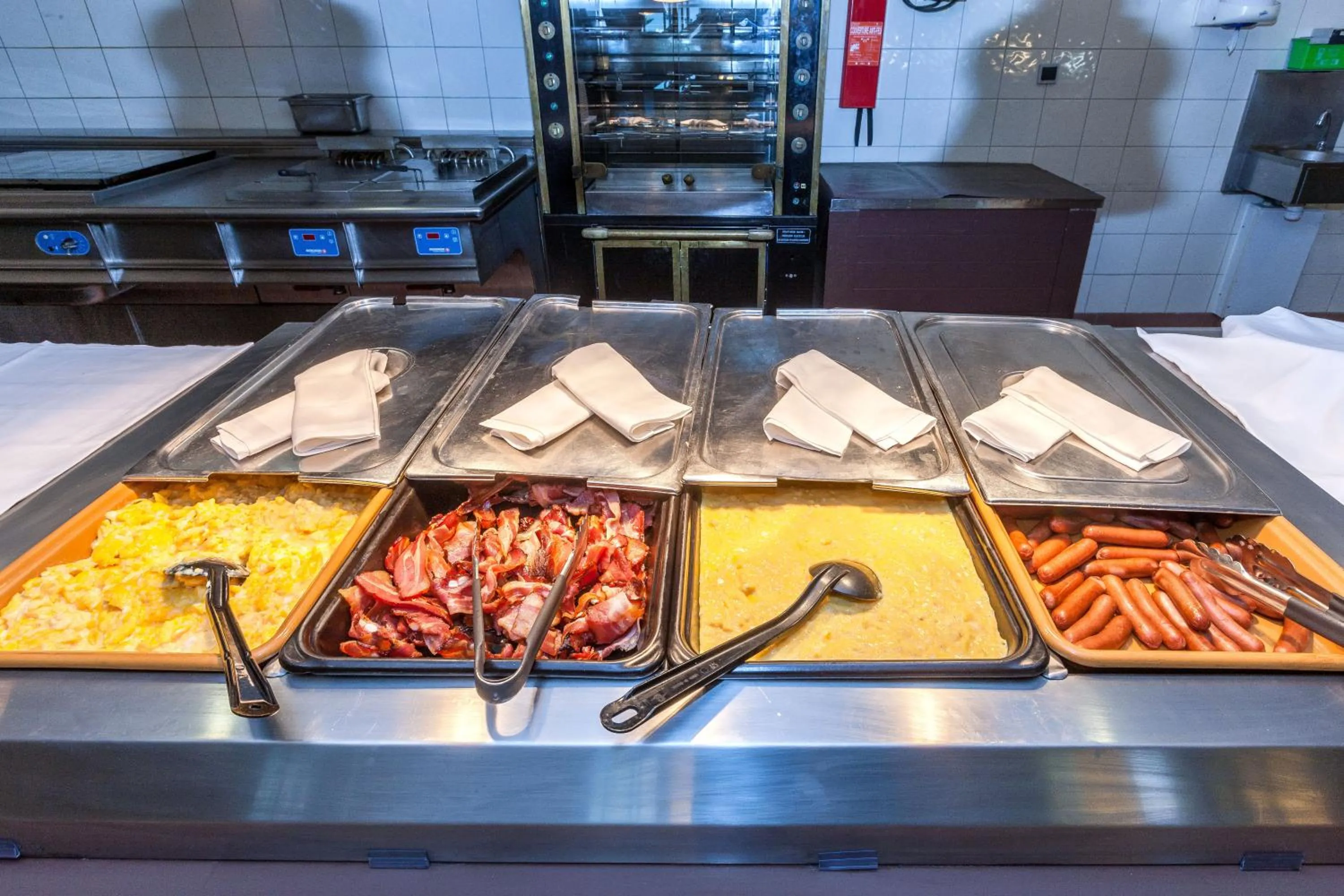 Restaurant/places to eat in Hotel Club Marina Viva