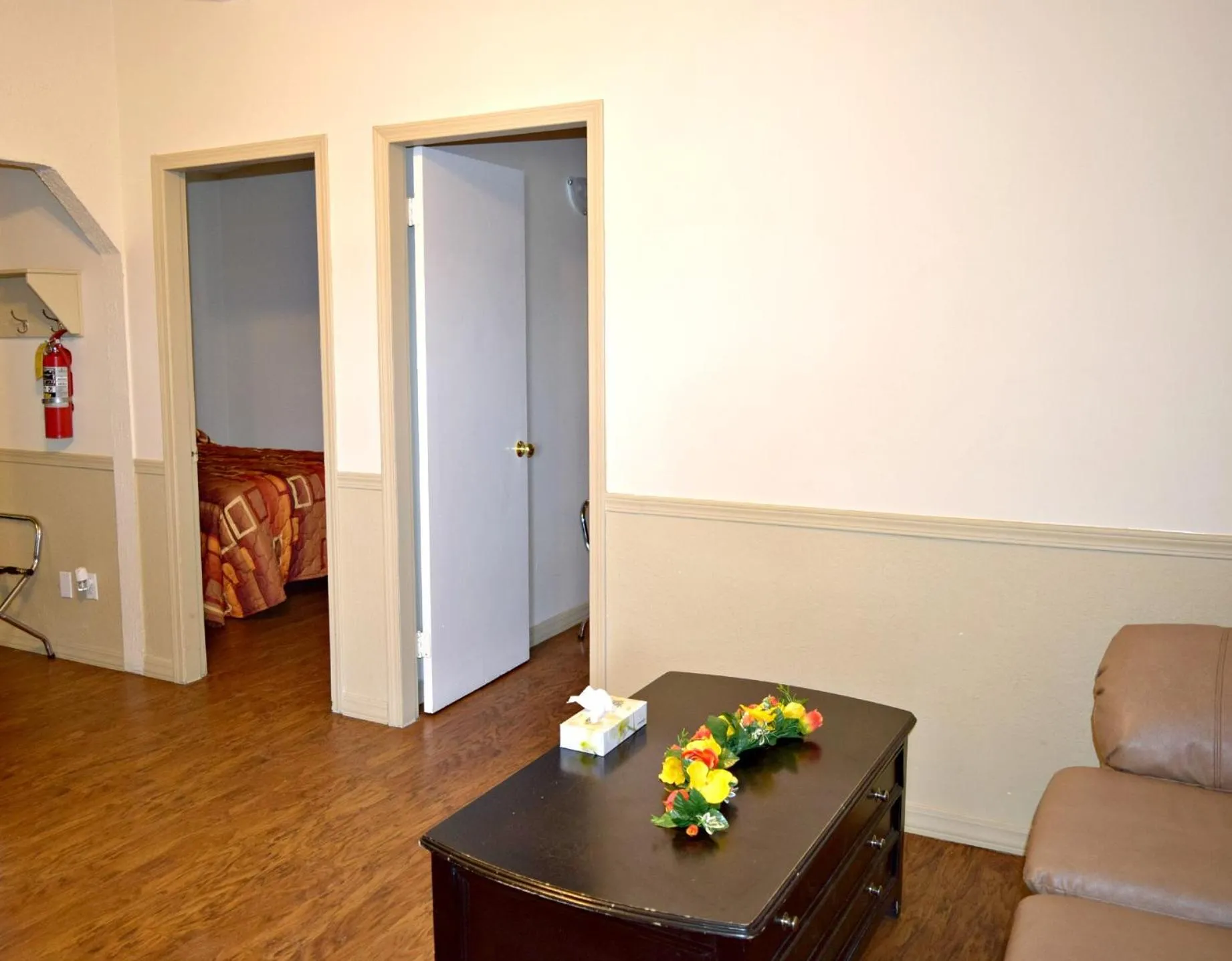 Centre Suite Inns Motel