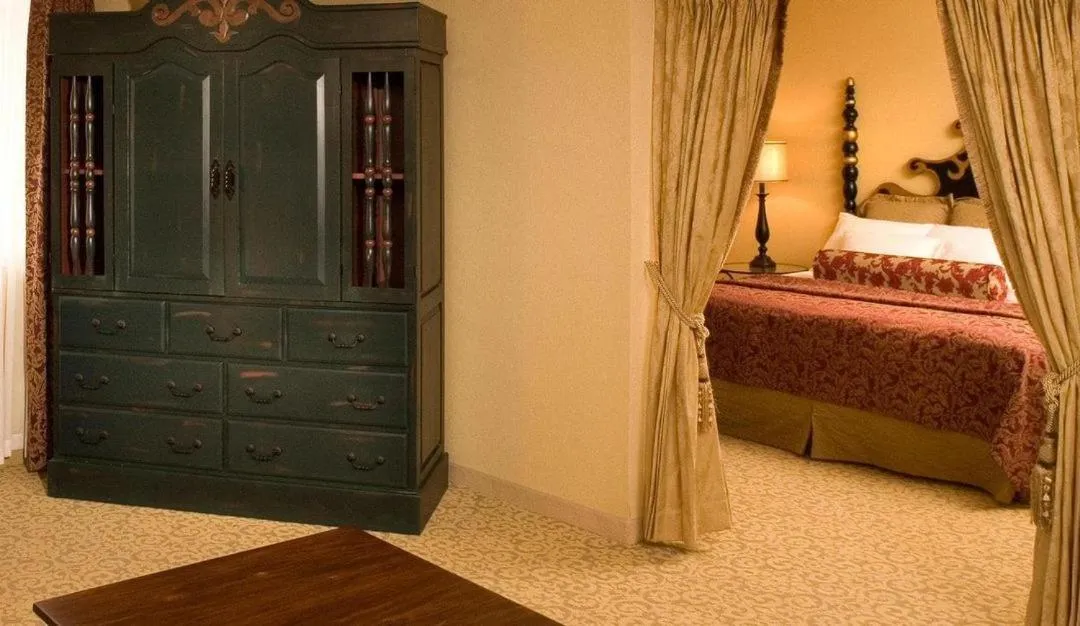 Bedroom, Bed in Hotel Encanto de Las Cruces