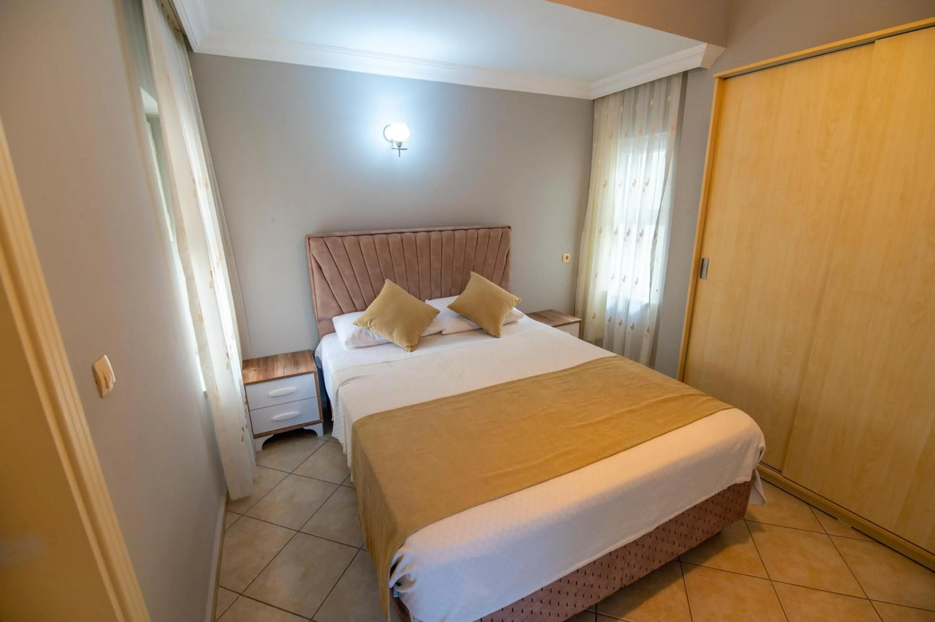 Bed in Sunset Beach Club Aqualettings Oyster 5