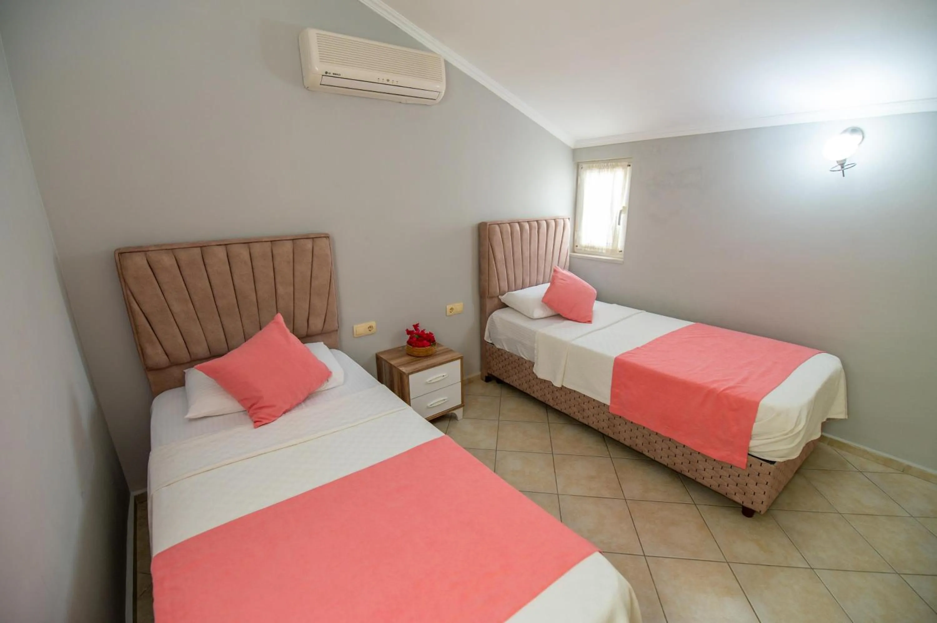 Bed in Sunset Beach Club Aqualettings Oyster 5