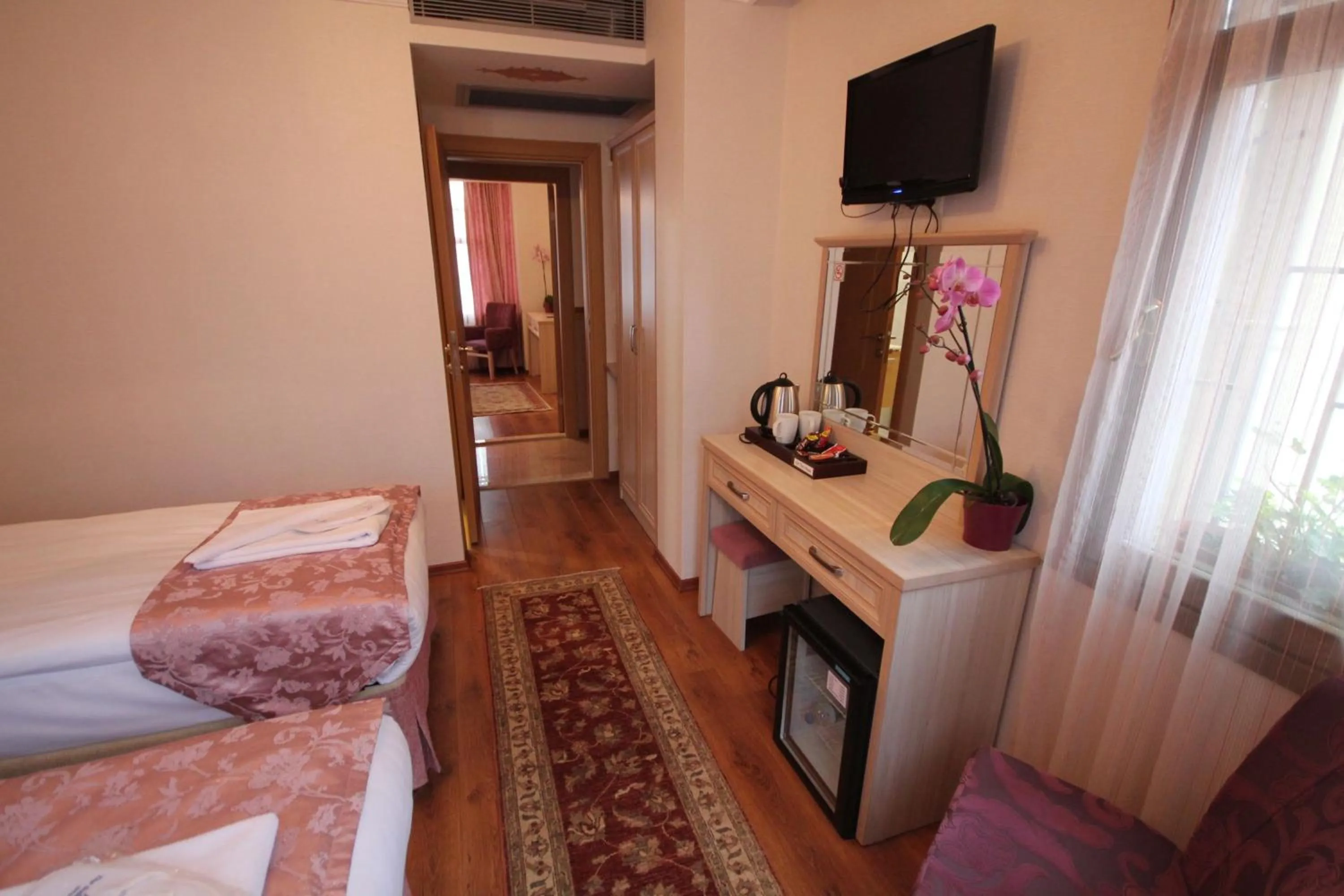 Bed in Sultans Royal Hotel