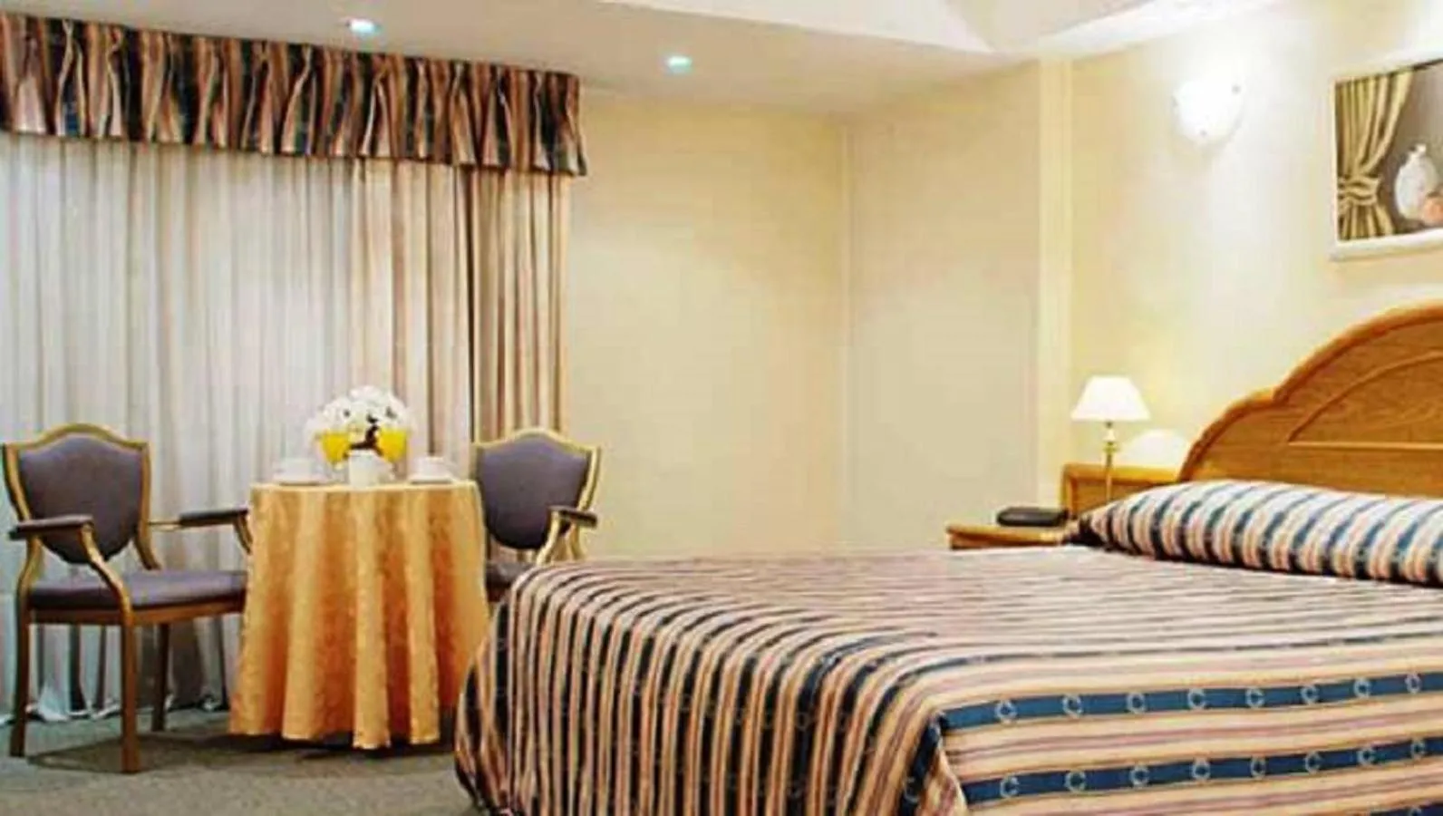 Bed in Hotel Tronador