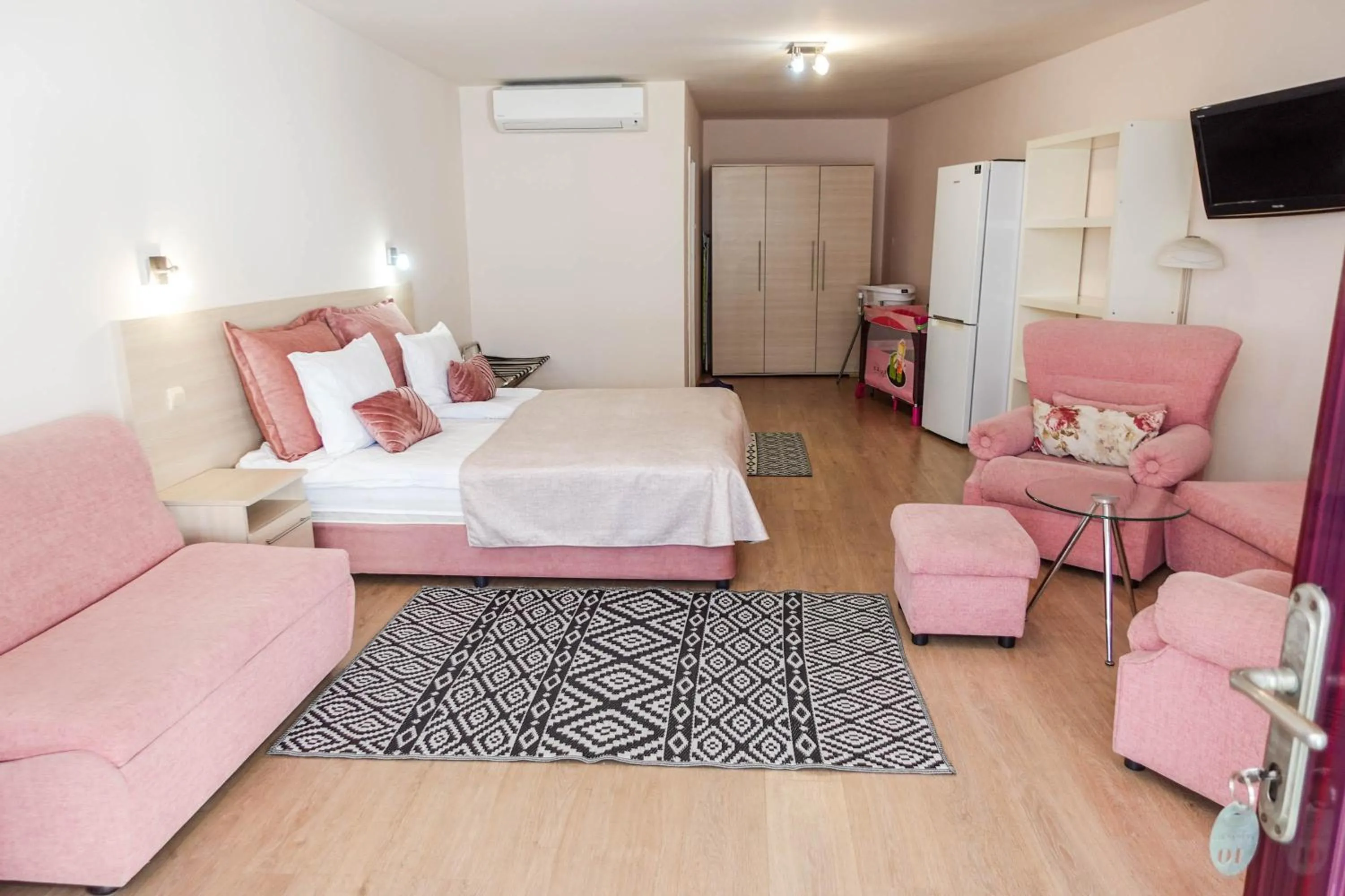 Bed in Hotel Acropolis