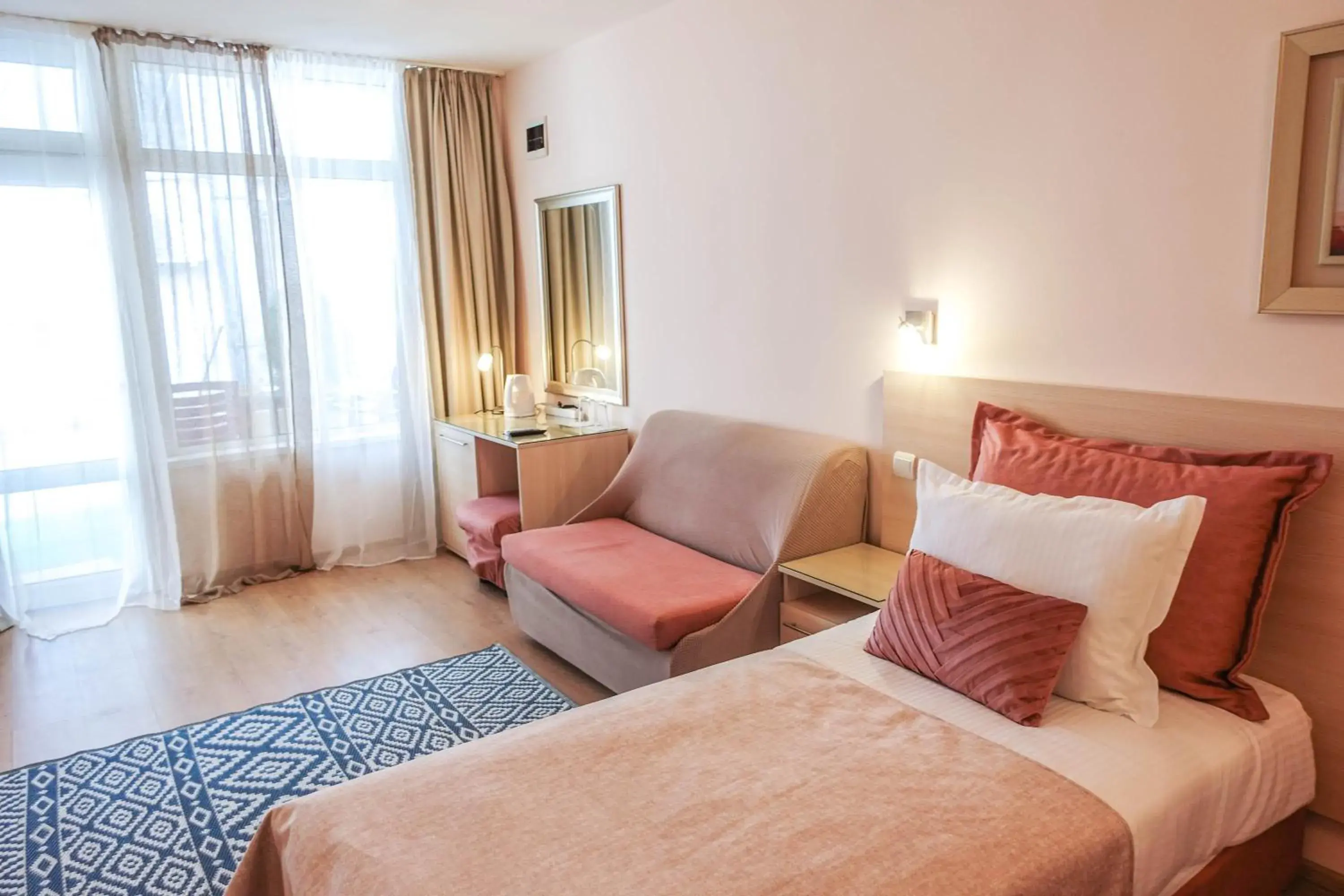 Twin Room in Hotel Acropolis Twin Room in Hotel Acropolis
