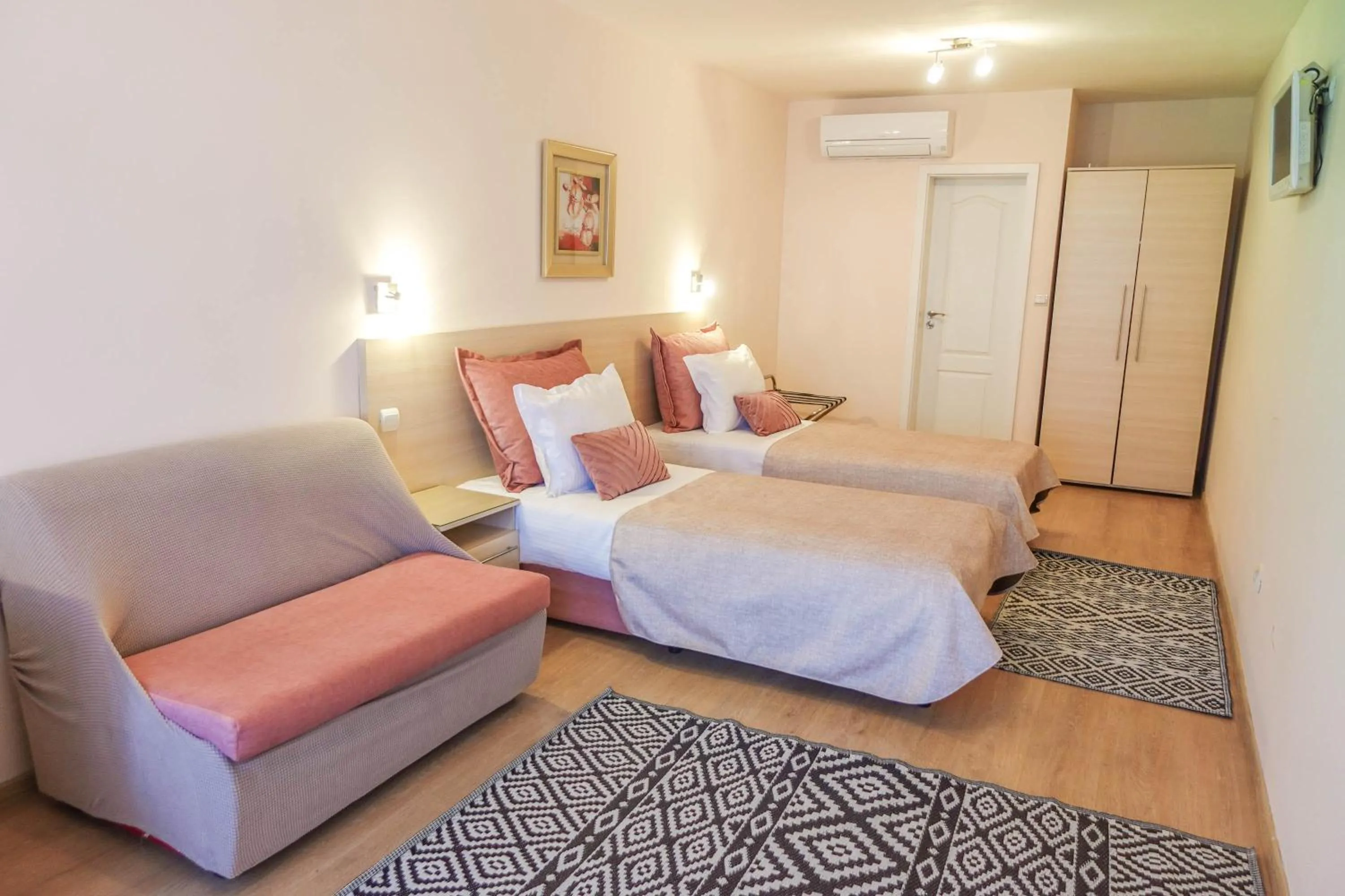 Bed in Hotel Acropolis