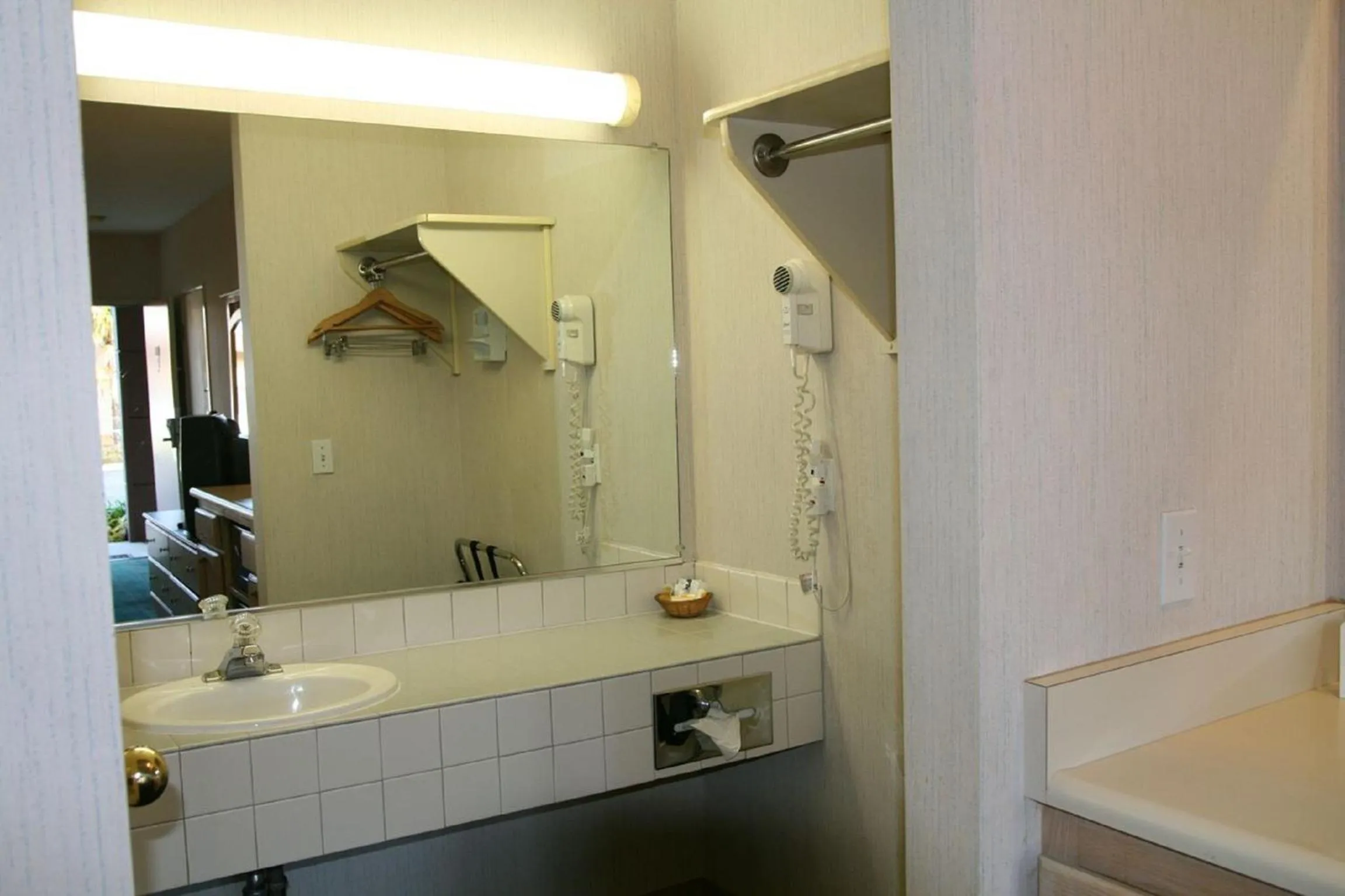 Bathroom in Days Inn by Wyndham Rocklin/Sacramento