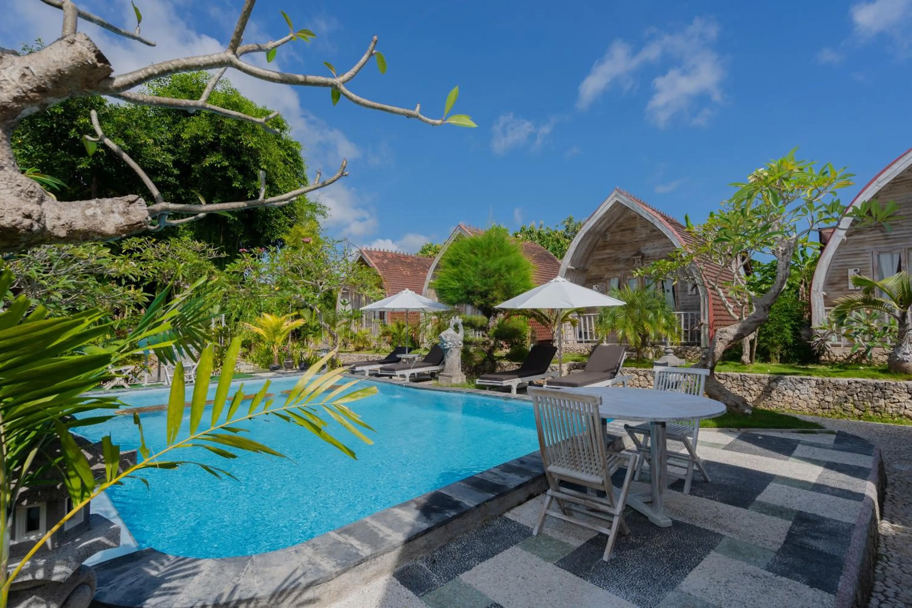 Swimming pool in The Mel Huts