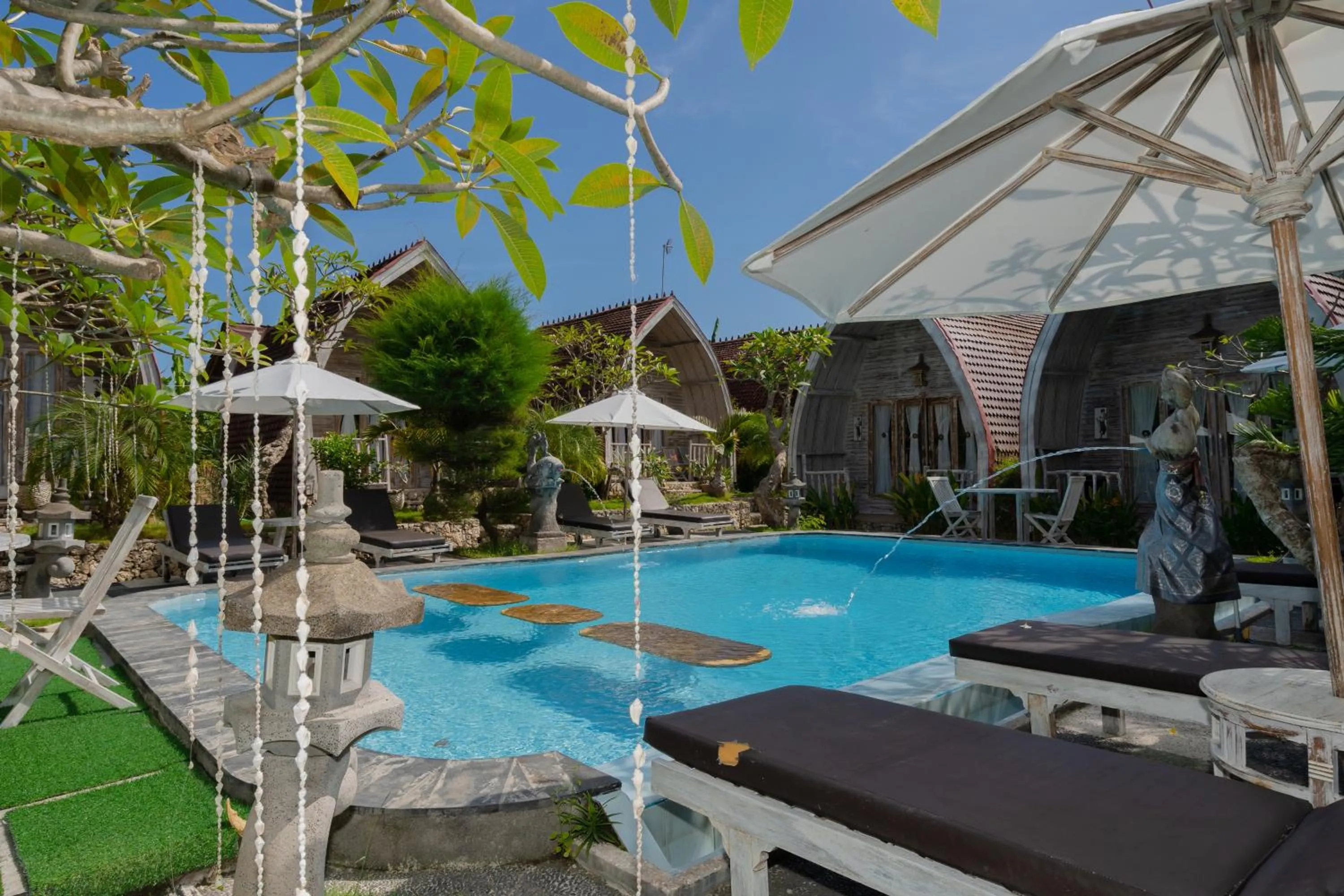 Swimming pool in The Mel Huts