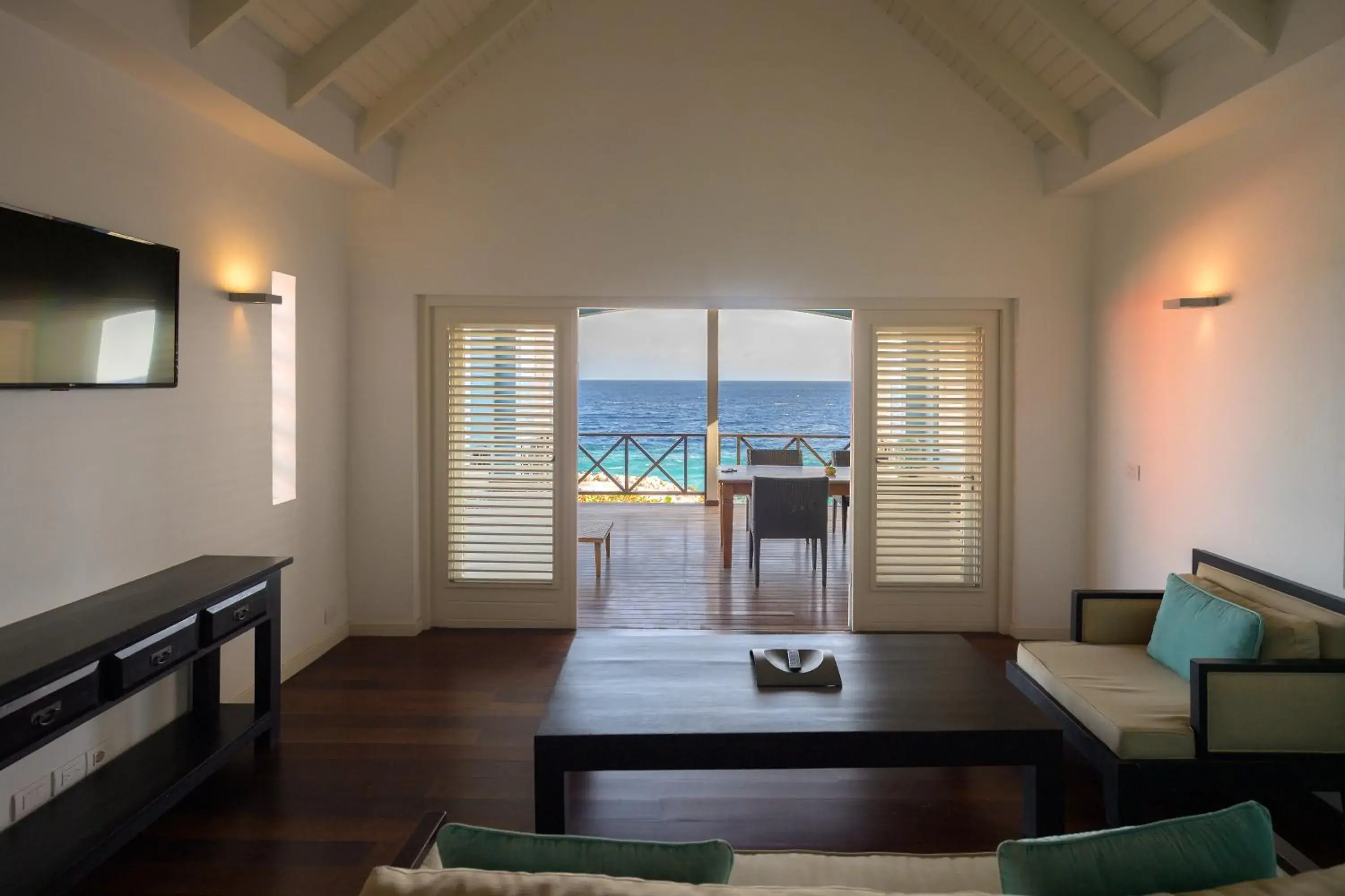 Living room in Scuba Lodge & Suites Living room in Scuba Lodge & Suites