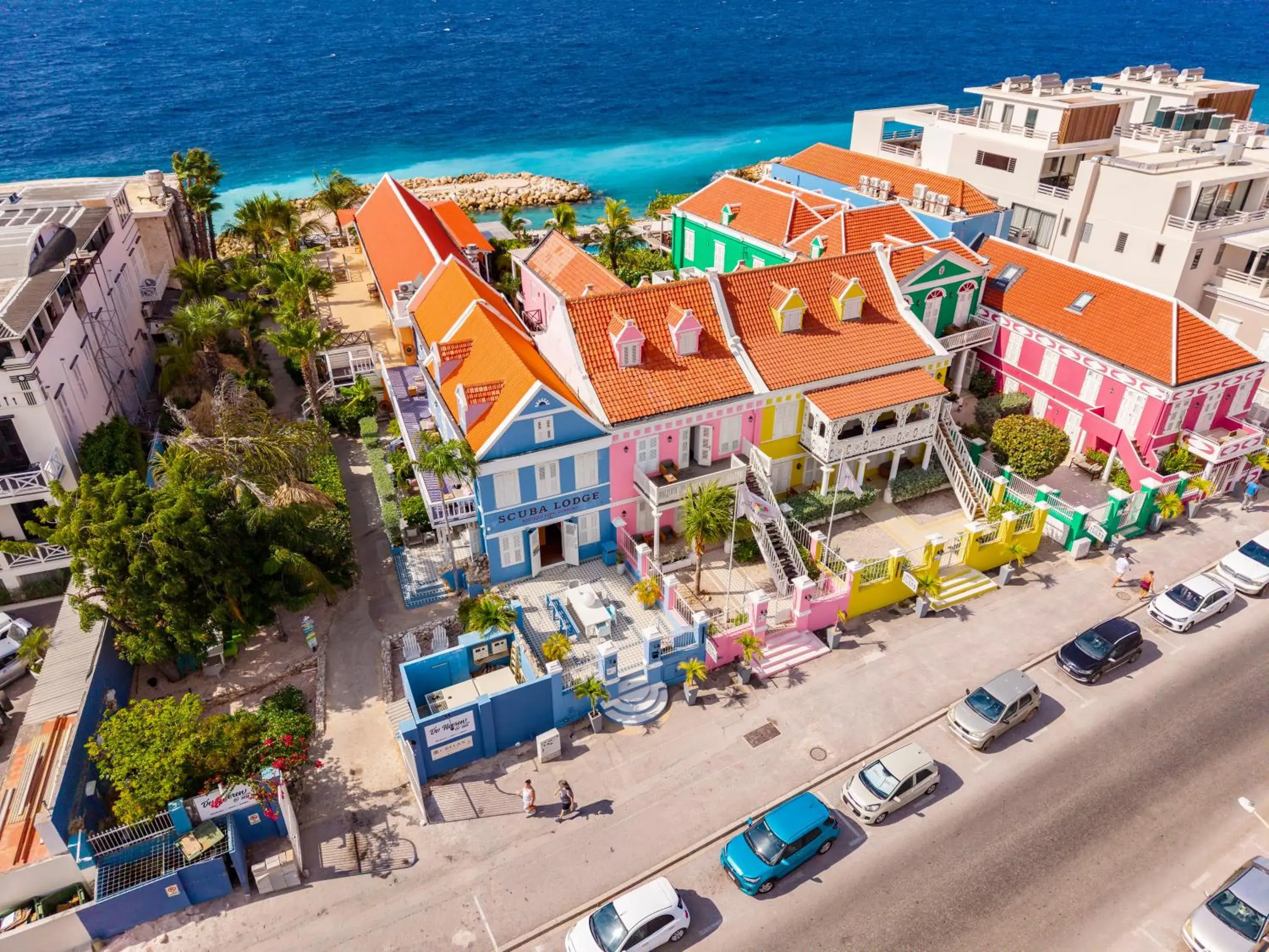 Property building in Scuba Lodge City Beach Property building in Scuba Lodge City Beach