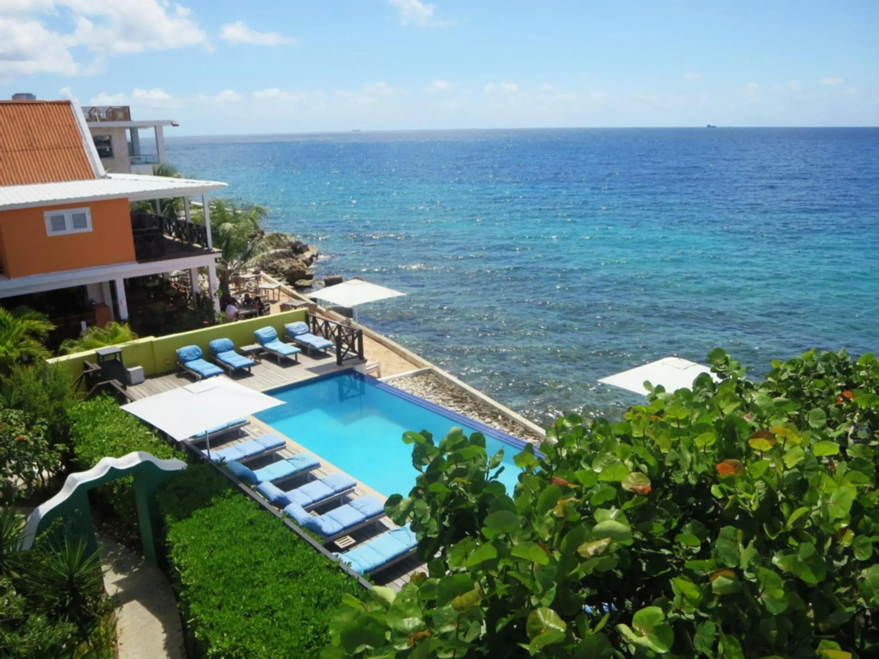 Sea view in Scuba Lodge & Suites Sea view in Scuba Lodge & Suites