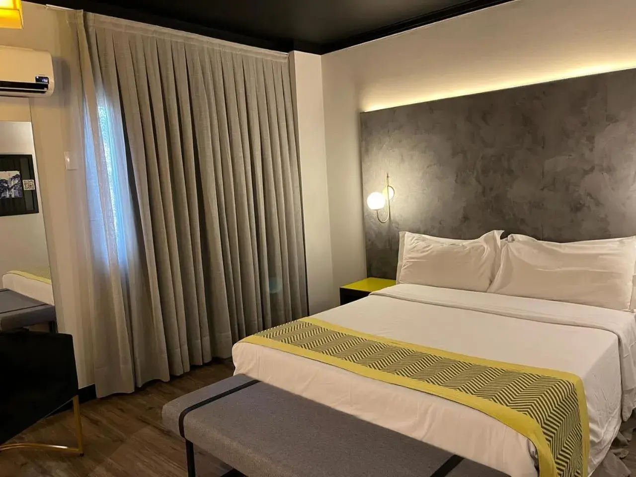 Bed in Oasis Tower Hotel Bed in Oasis Tower Hotel