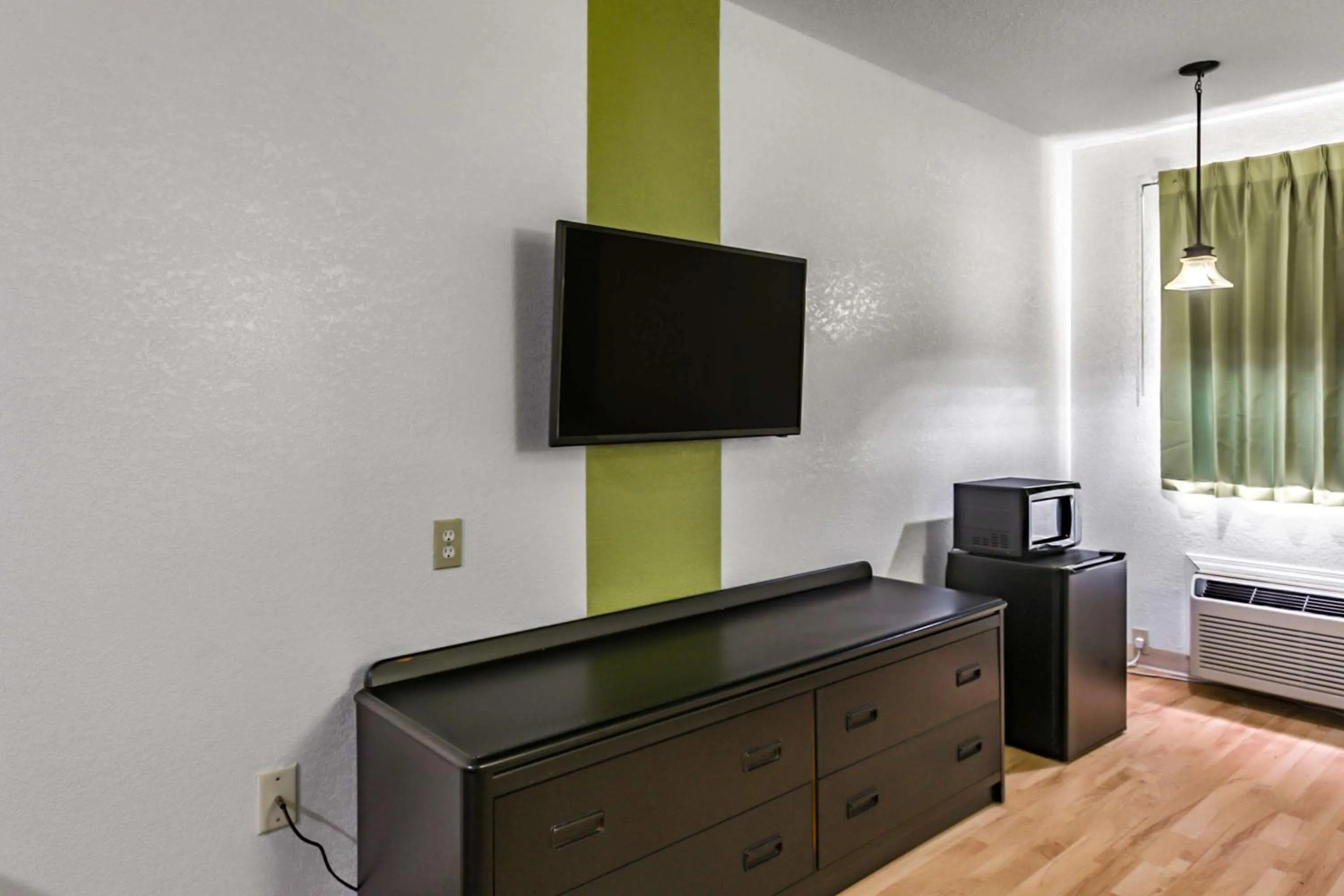 vending machine in Motel 6-Augusta, KS