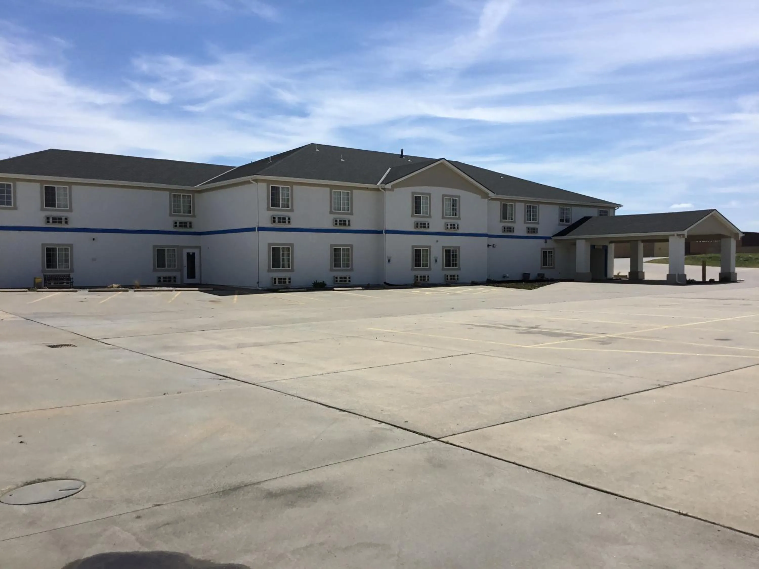 Property building in Motel 6-Augusta, KS