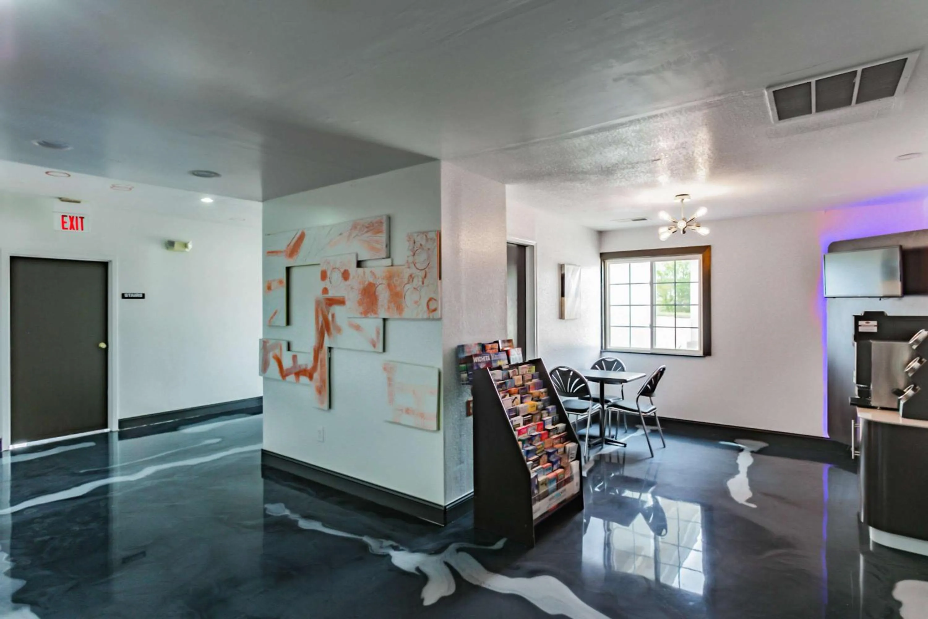 vending machine in Motel 6-Augusta, KS