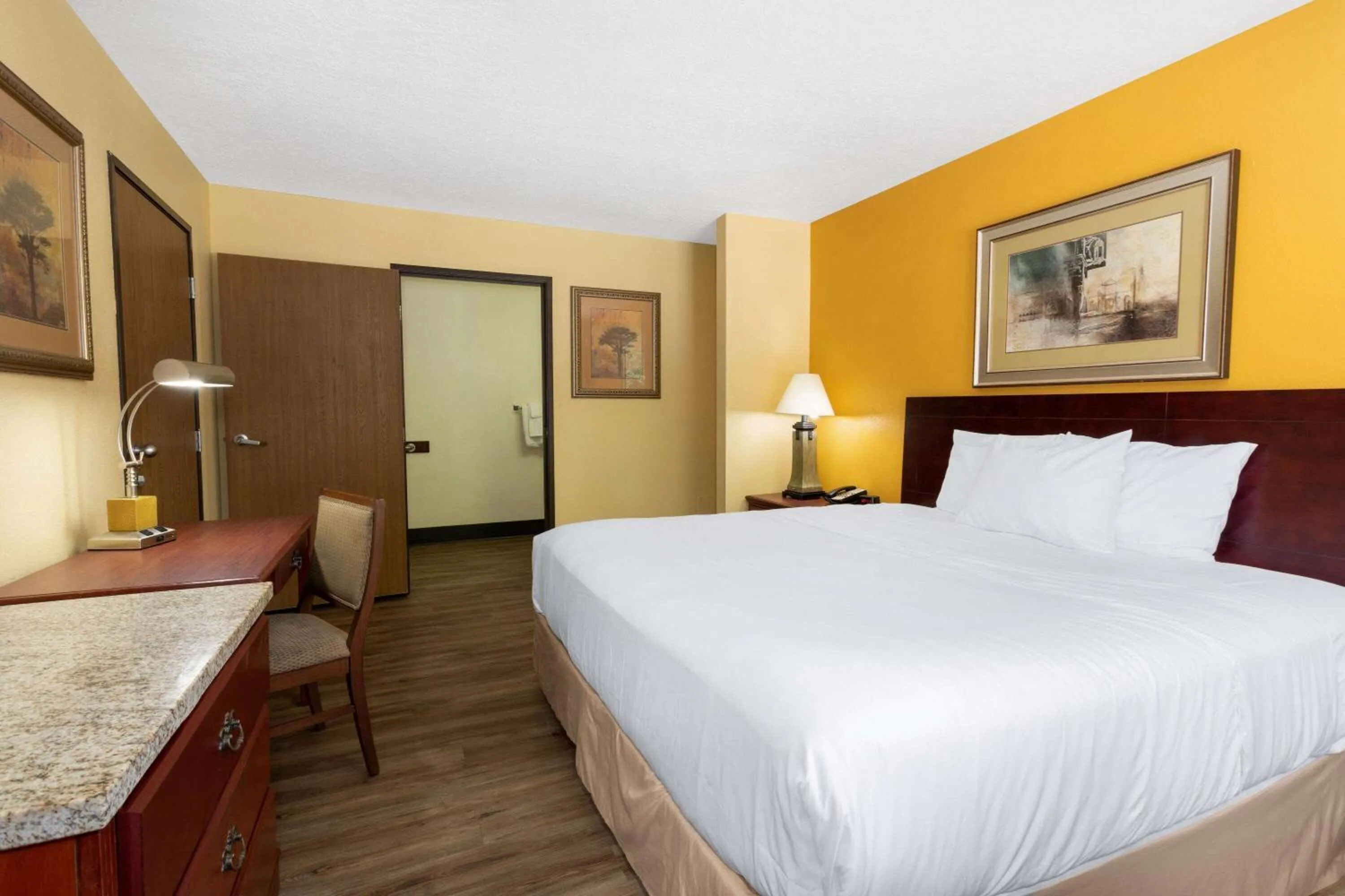Photo of the whole room in Travelodge by Wyndham Albuquerque East