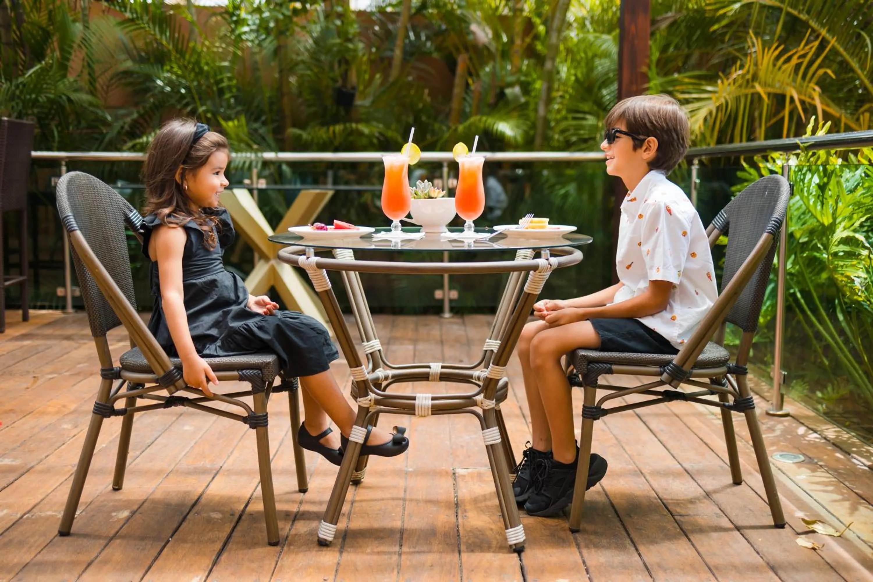 children in Hodelpa Garden Court