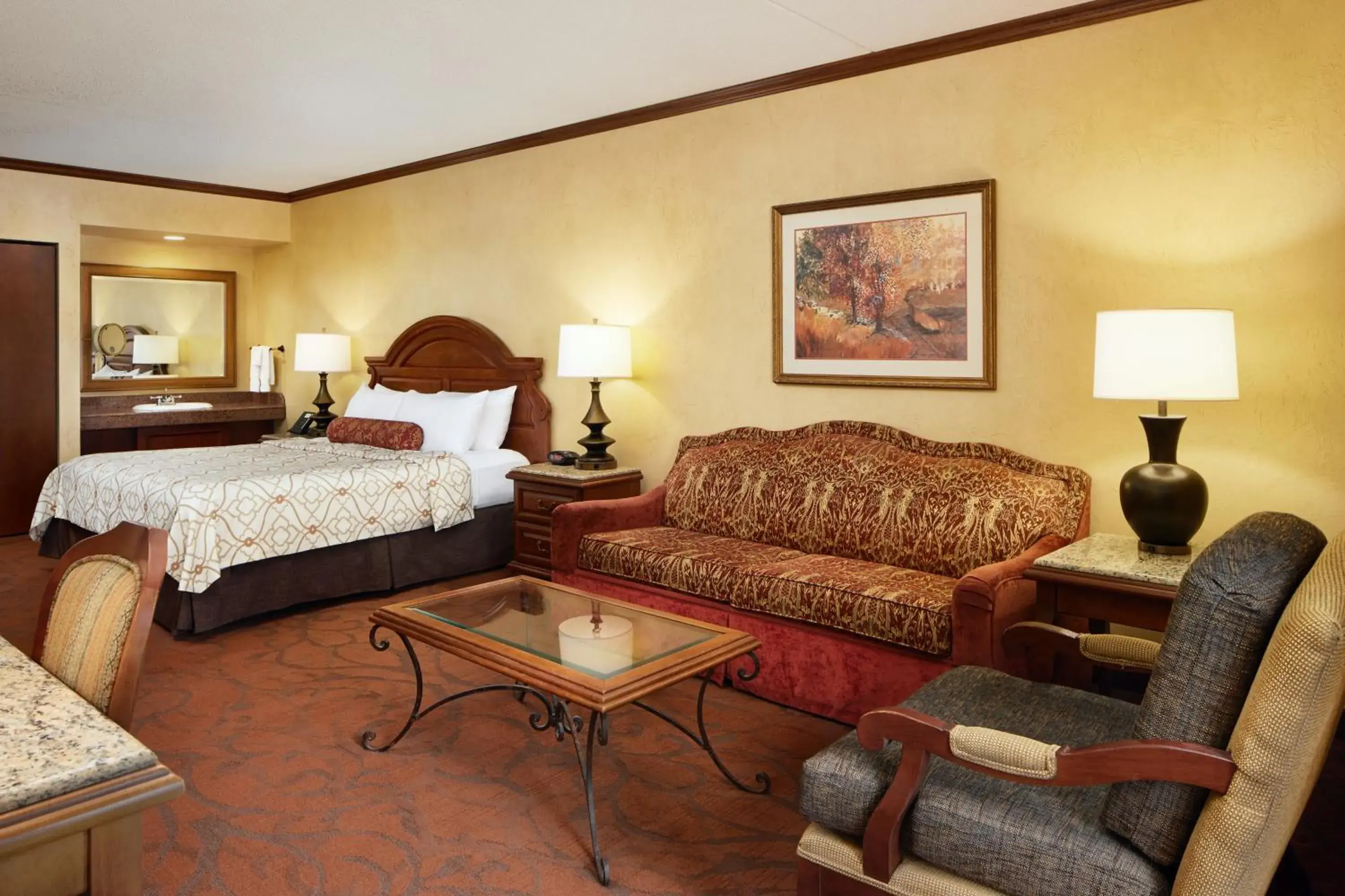 Bedroom, Bed in Chateau on the Lake Resort Spa and Convention Center Bedroom, Bed in Chateau on the Lake Resort Spa and Convention Center
