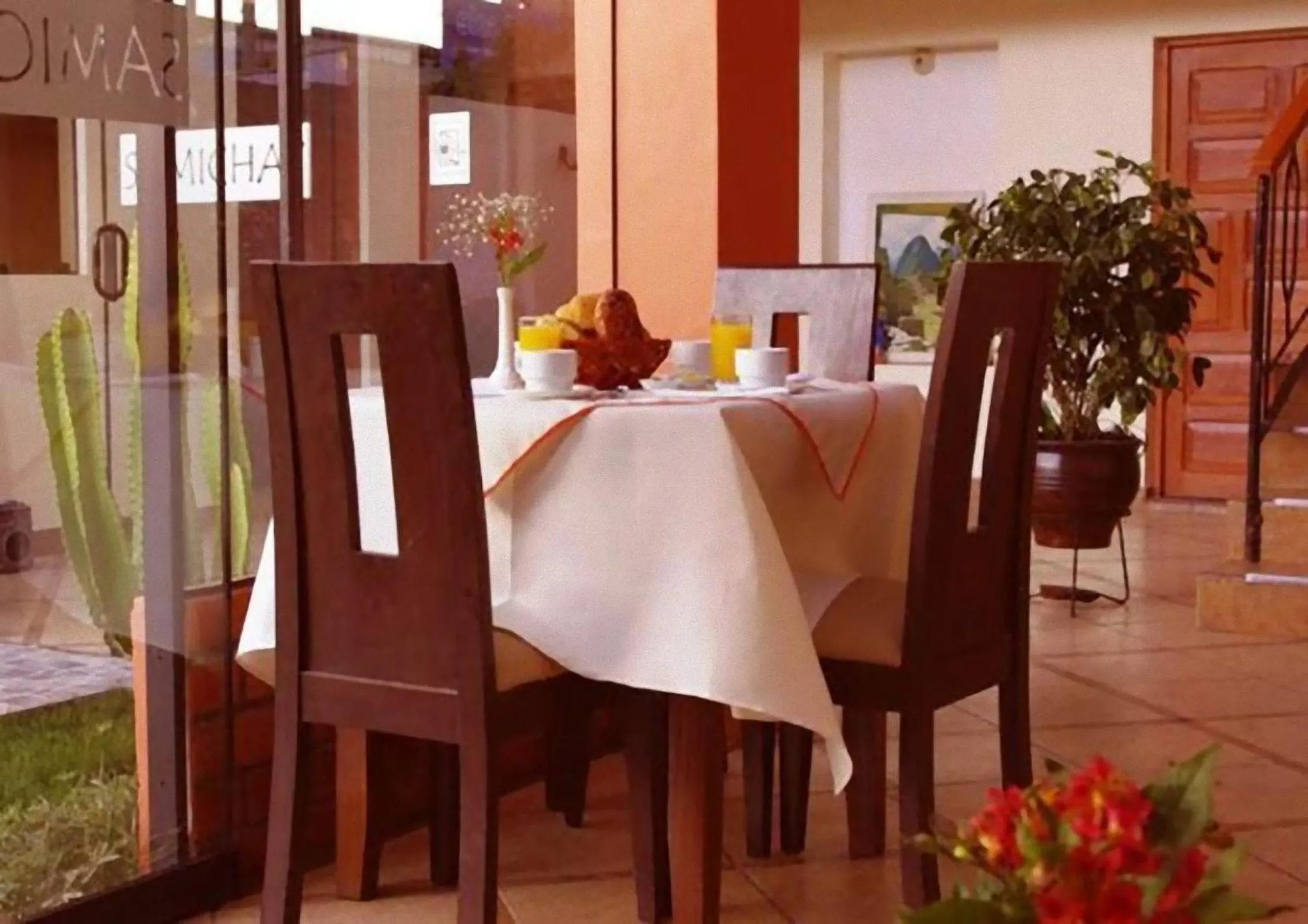 Breakfast in Hostal Samichay