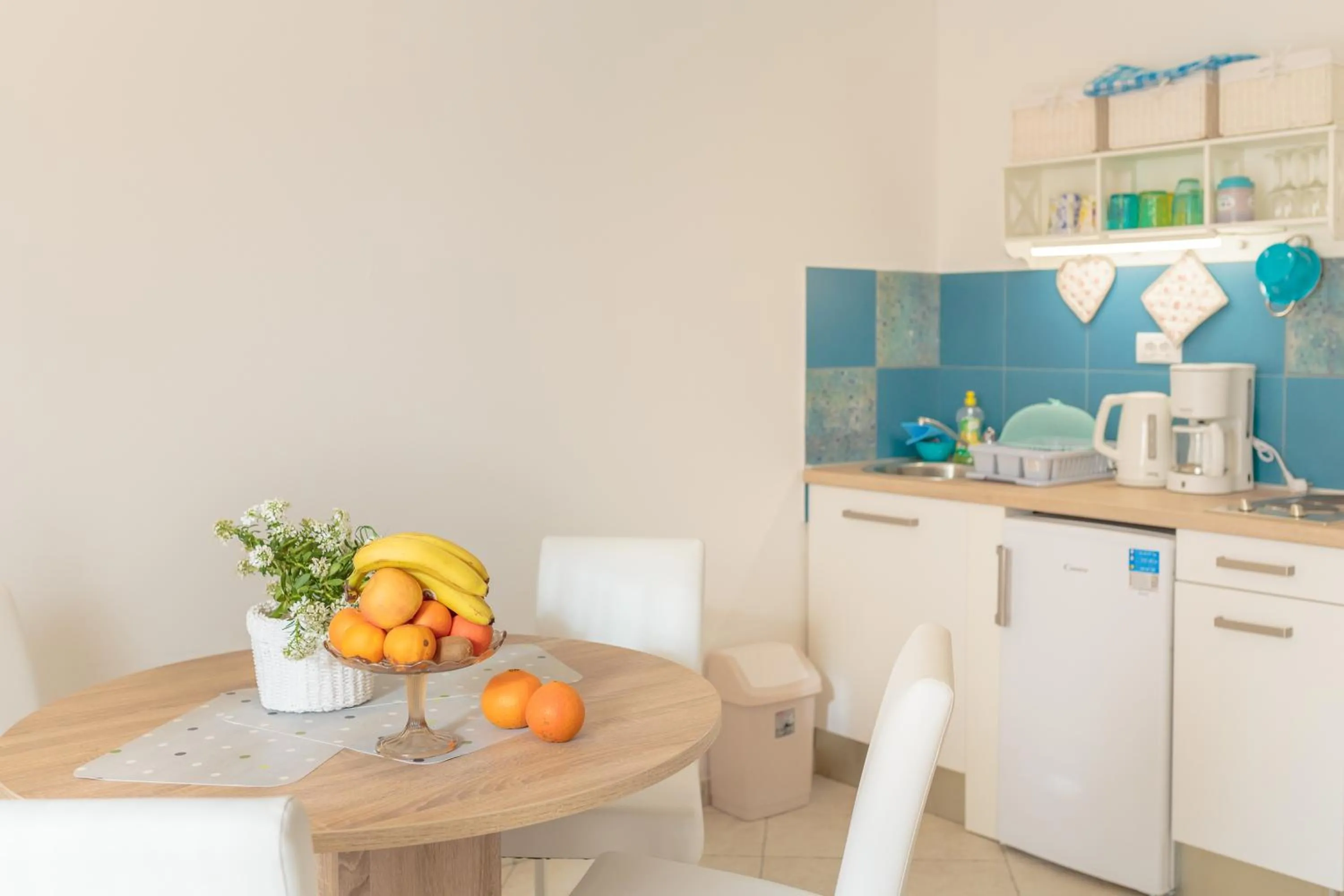 Kitchen or kitchenette in Music Apartment