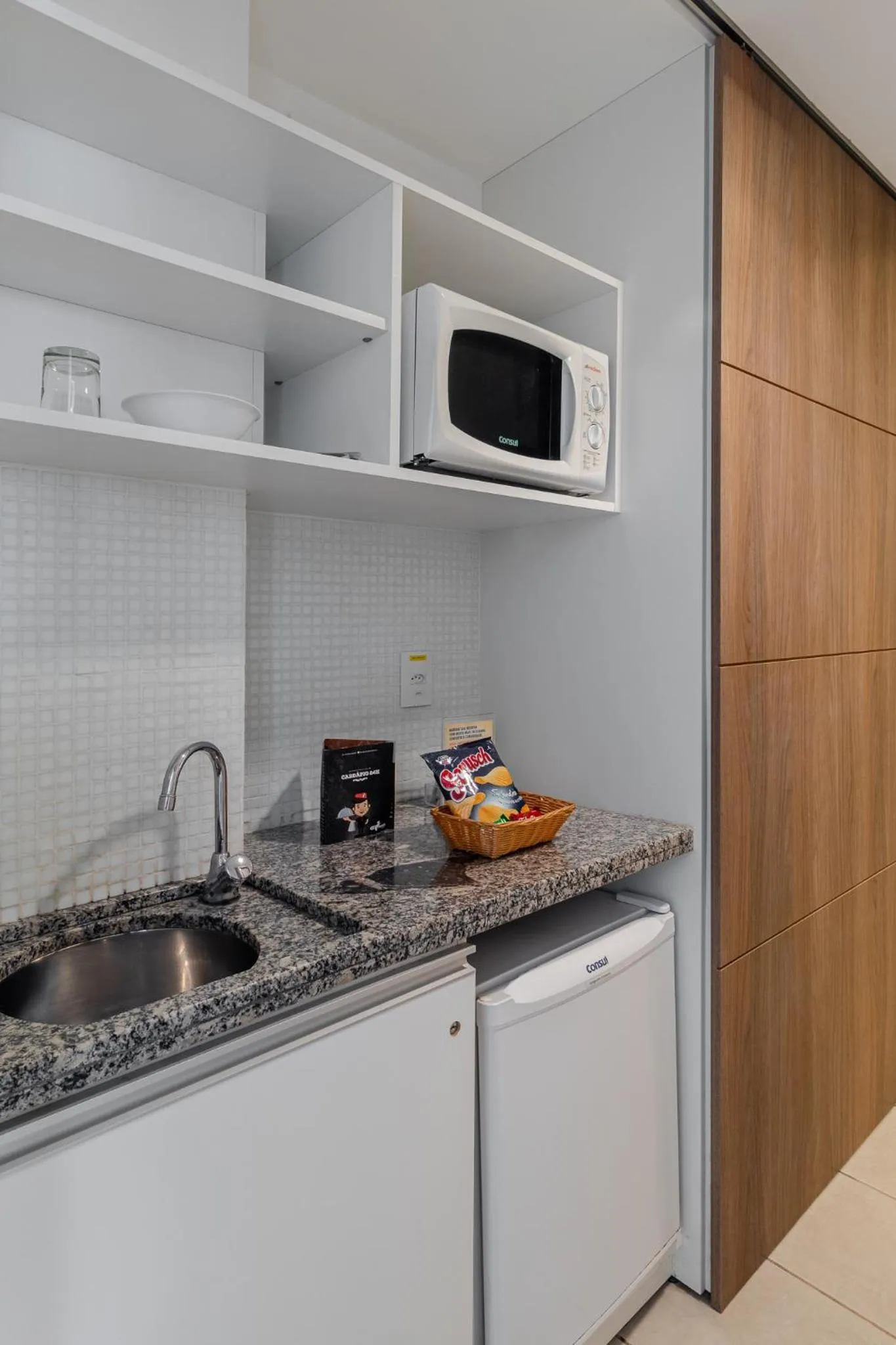 Kitchen or kitchenette in Citi Hotel Residence Caruaru