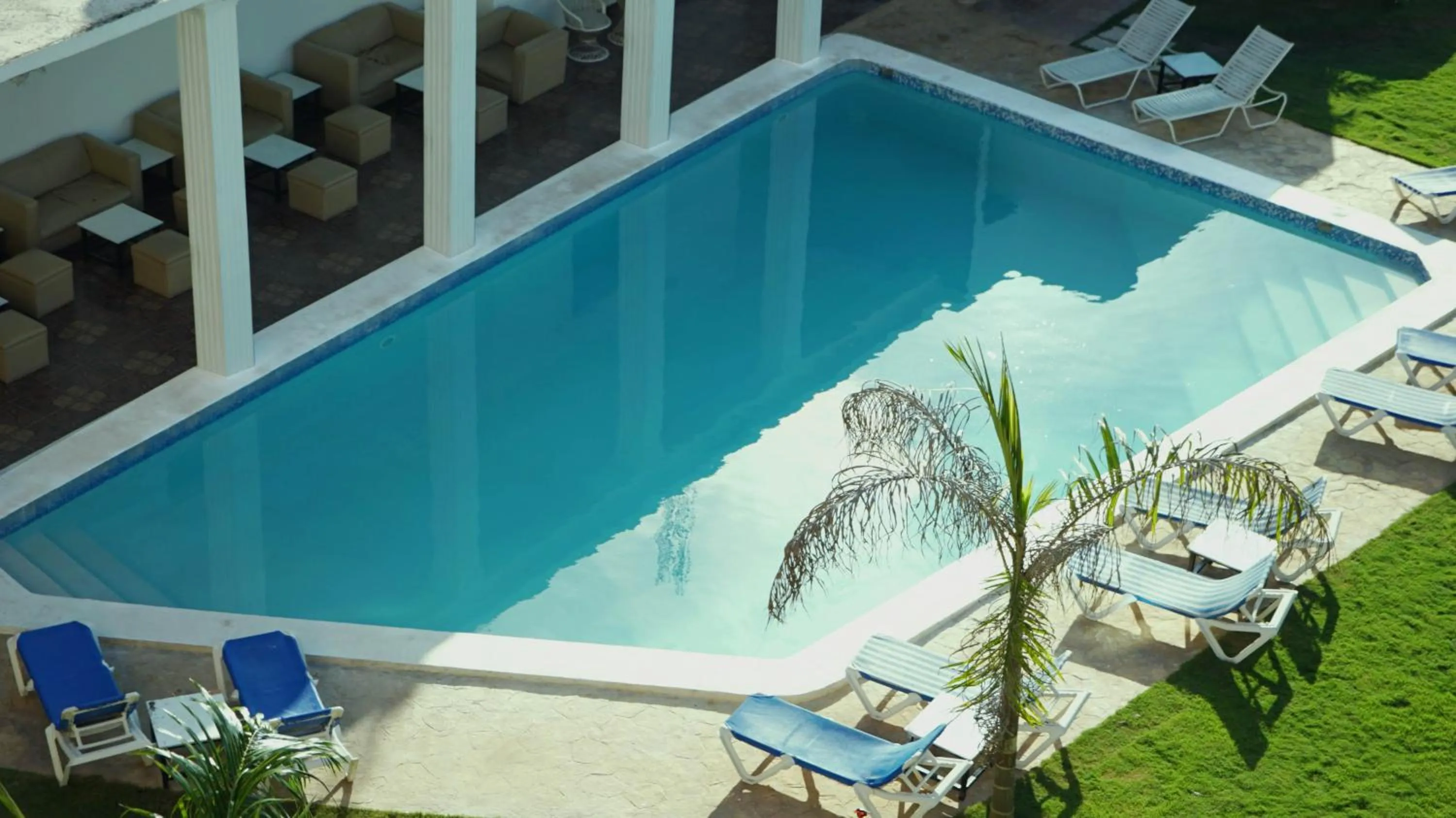 Swimming pool in Hotel Marimba Punta Cana