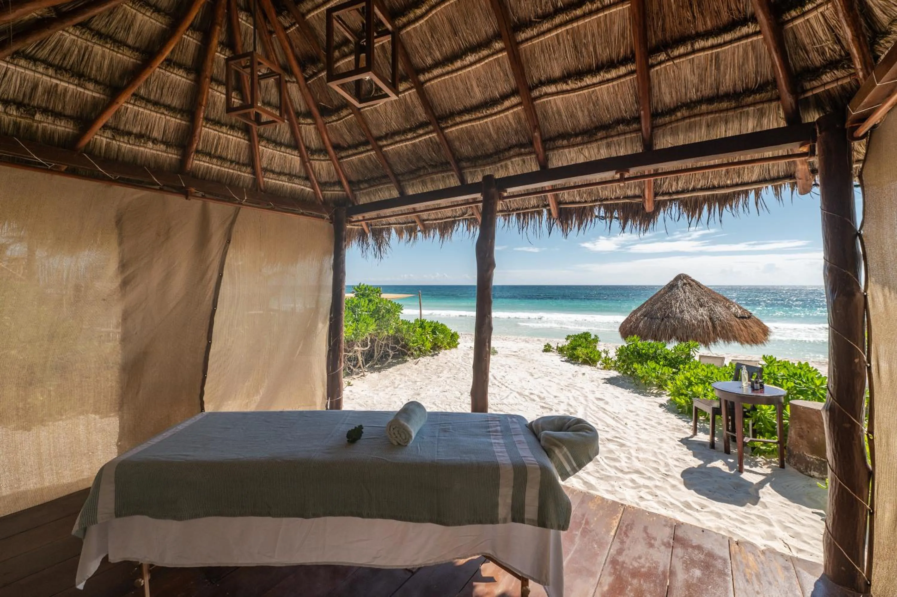 Day in HIP HOTEL By Ana y José - All inclusive