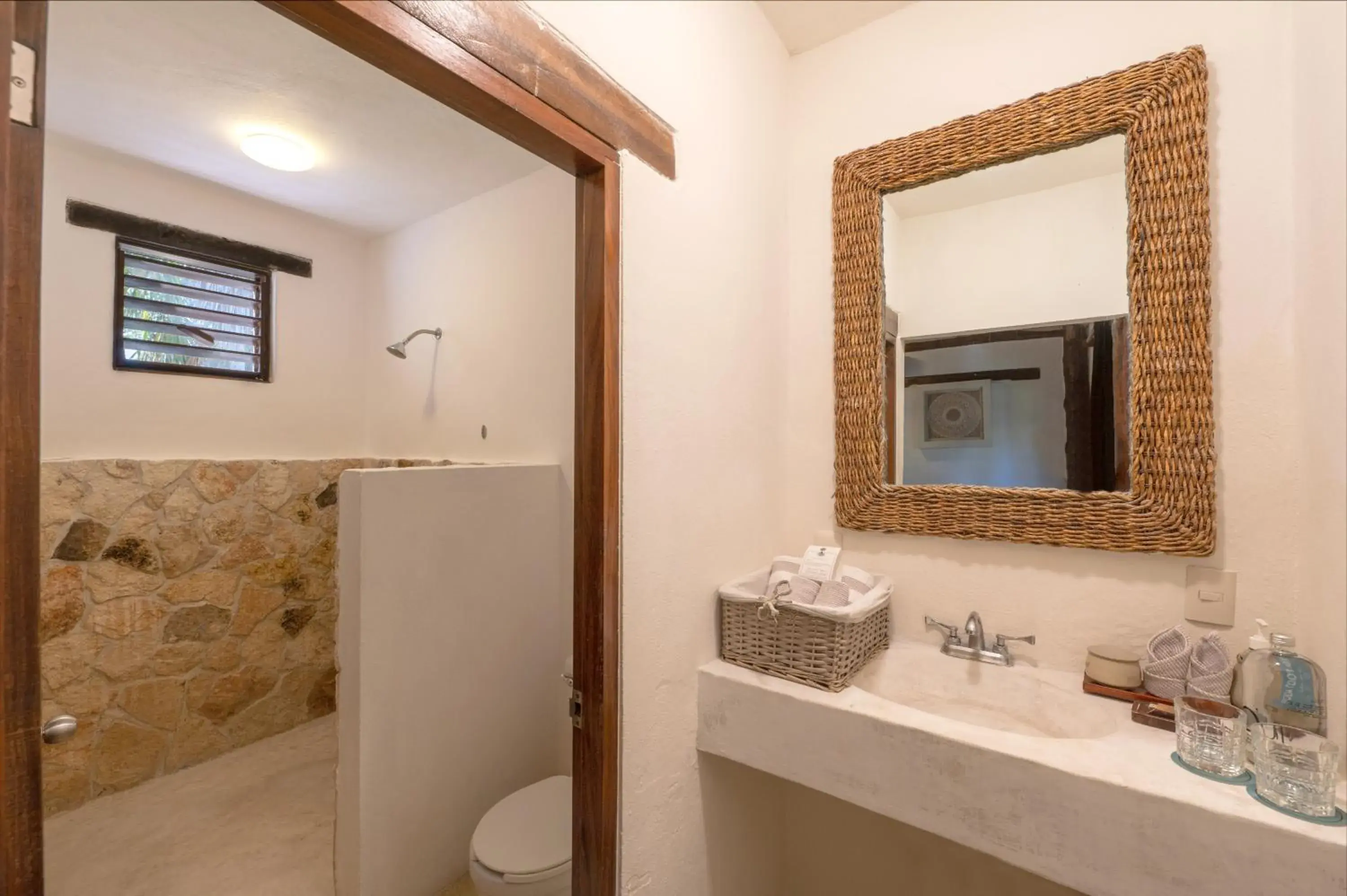 Shower, Bathroom in HIP HOTEL By Ana y José - All inclusive