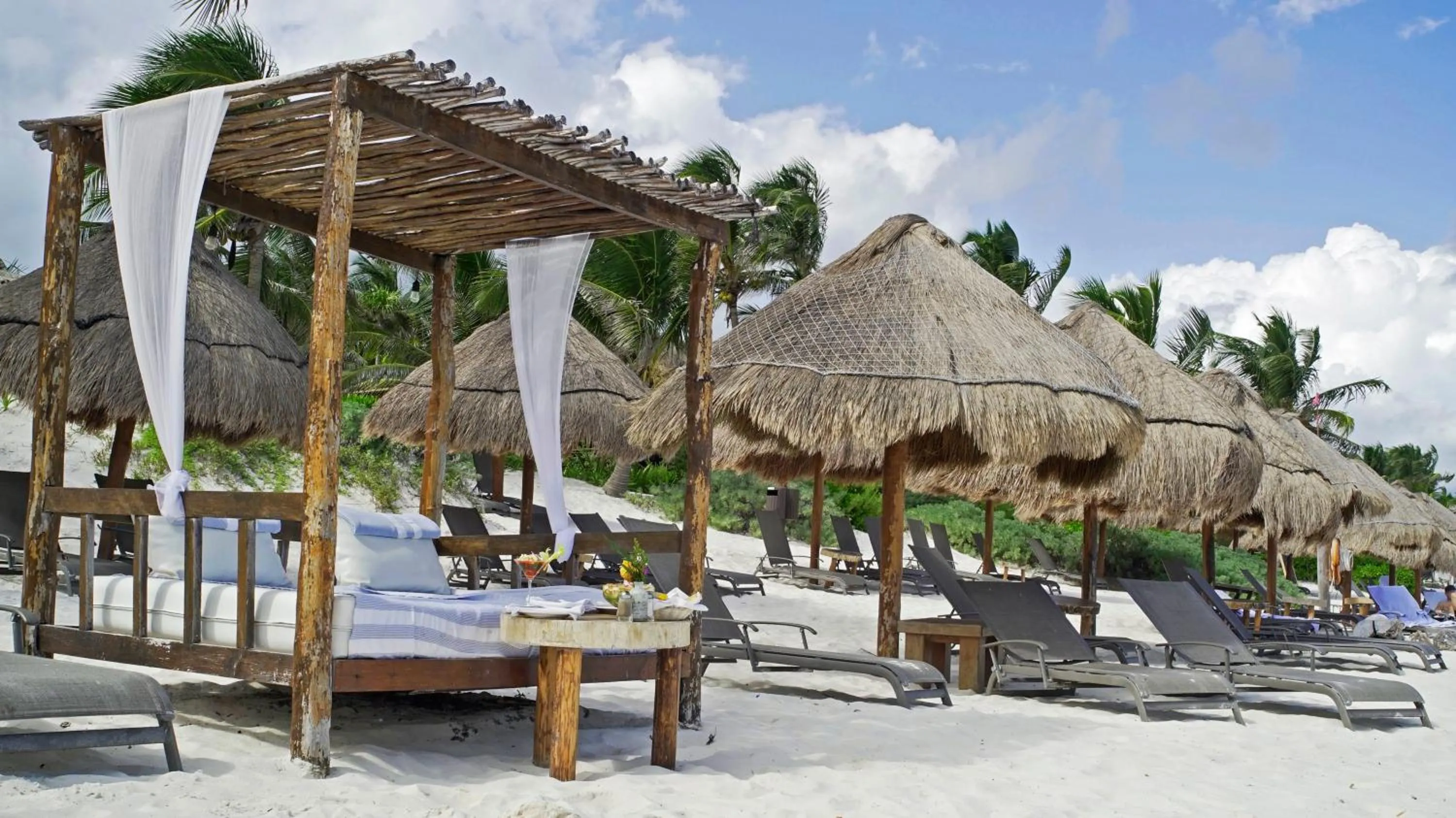 Off site in HIP HOTEL By Ana y José - All inclusive