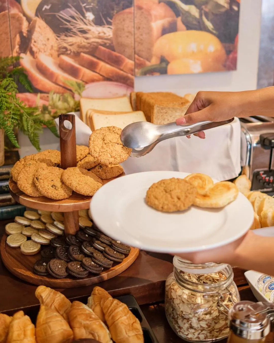 Restaurant/places to eat in Hodelpa Caribe Colonial