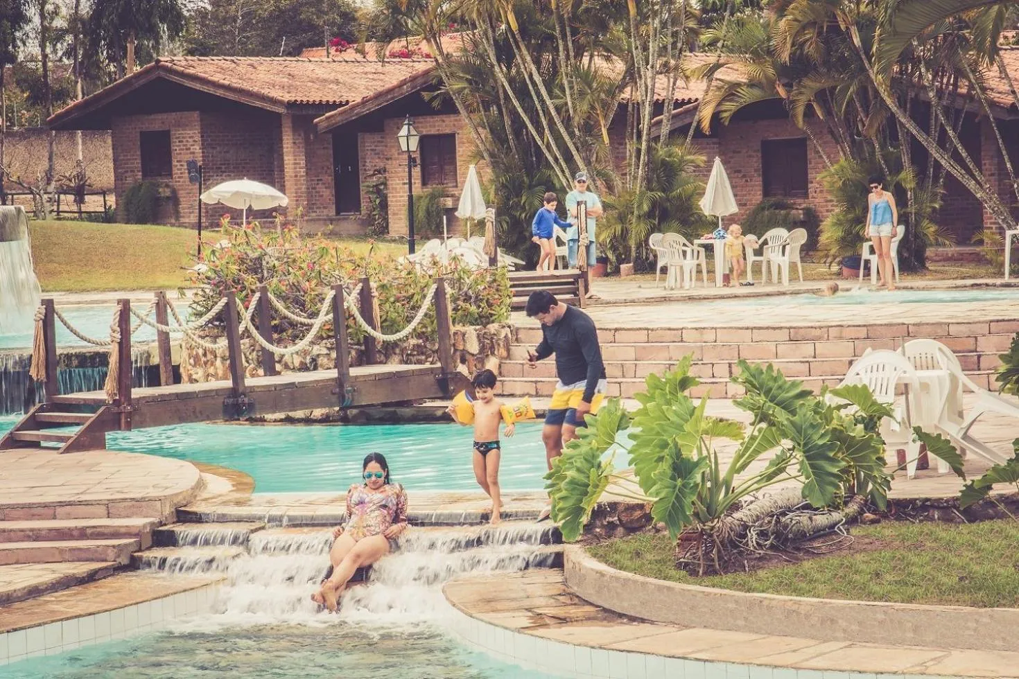 People in Hotel Casa Grande Gravatá
