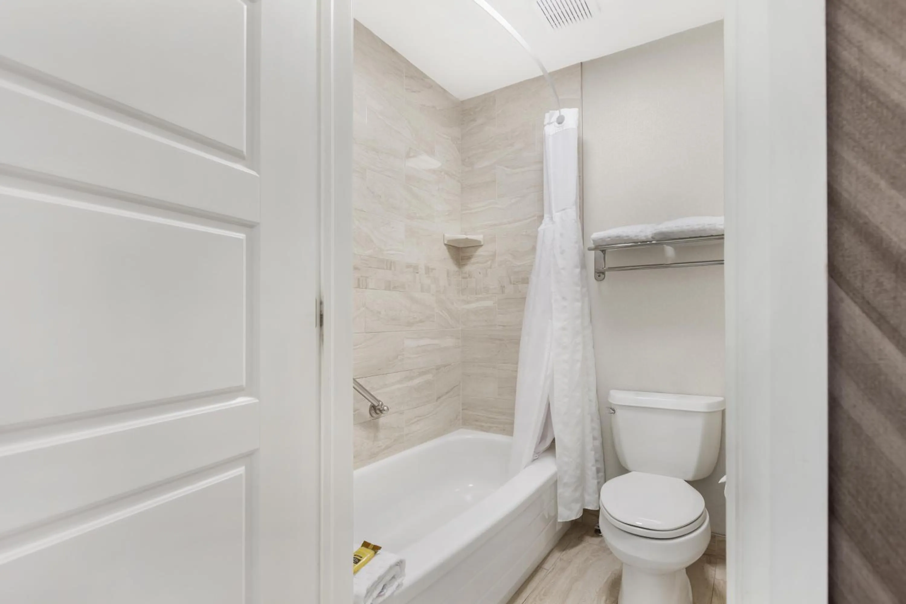 Bathroom in Best Western Plus Otonabee Inn